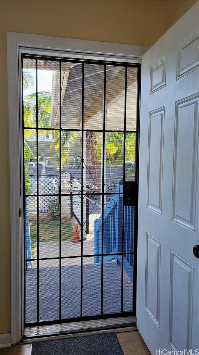 Photo 6 of 25