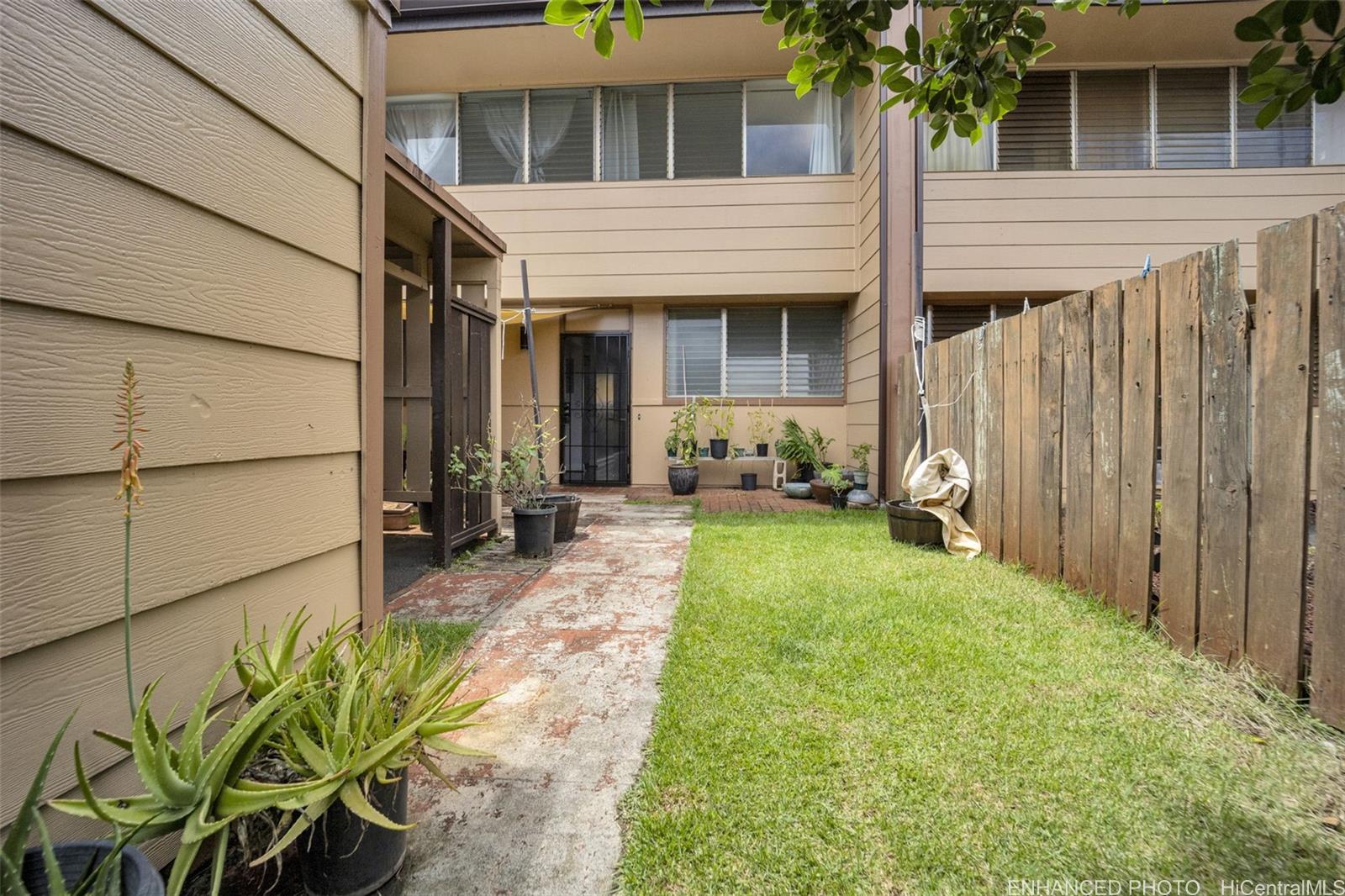 94-337 Anania Drive  Unit 12