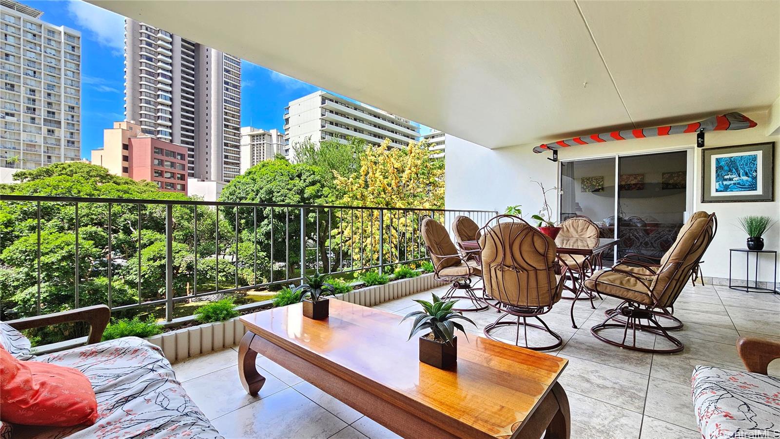 469 Ena Road 405