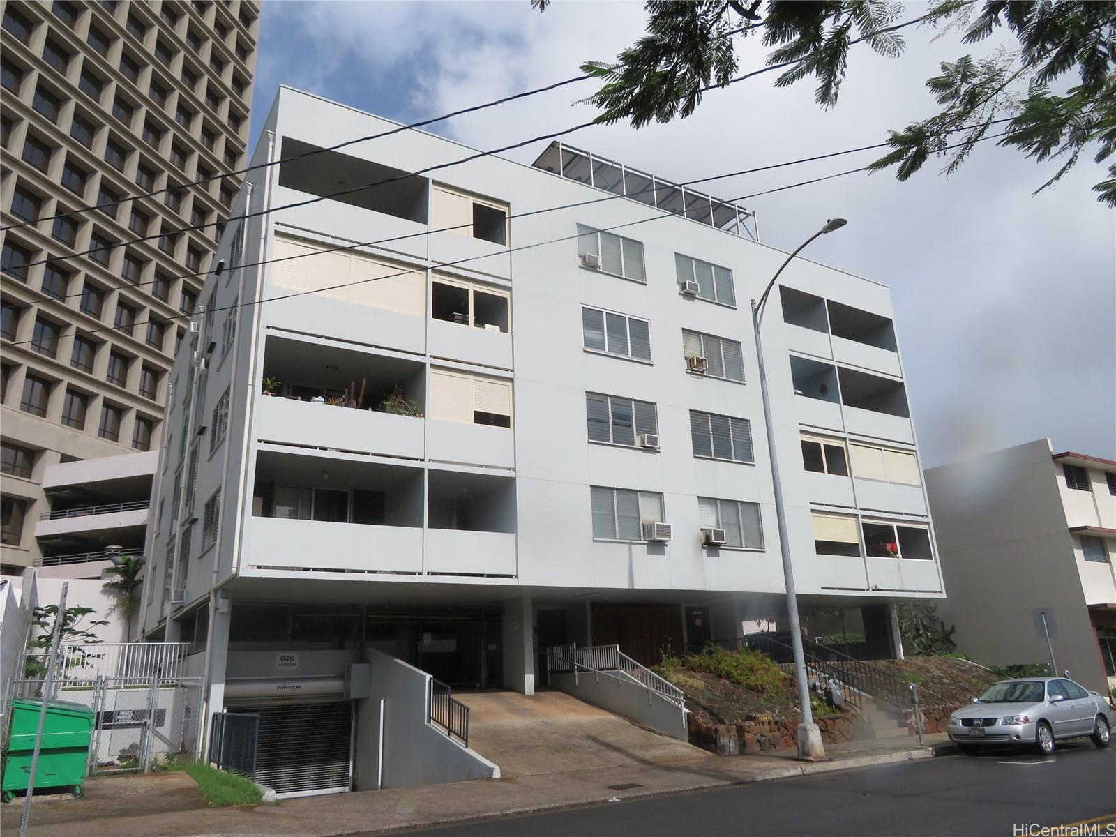 620 Sheridan Street  Unit 404