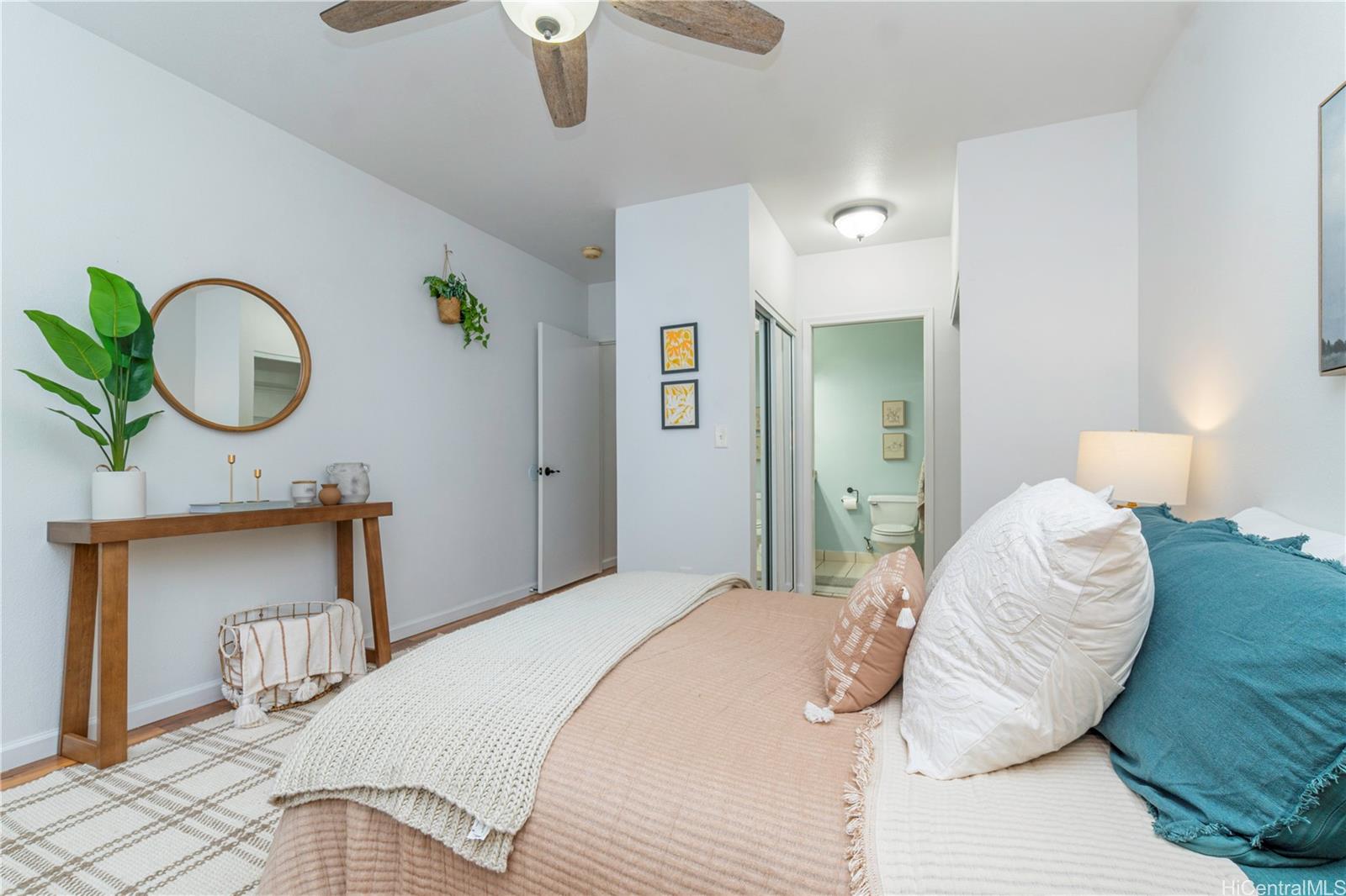 95-797 Wikao Street  Unit B105