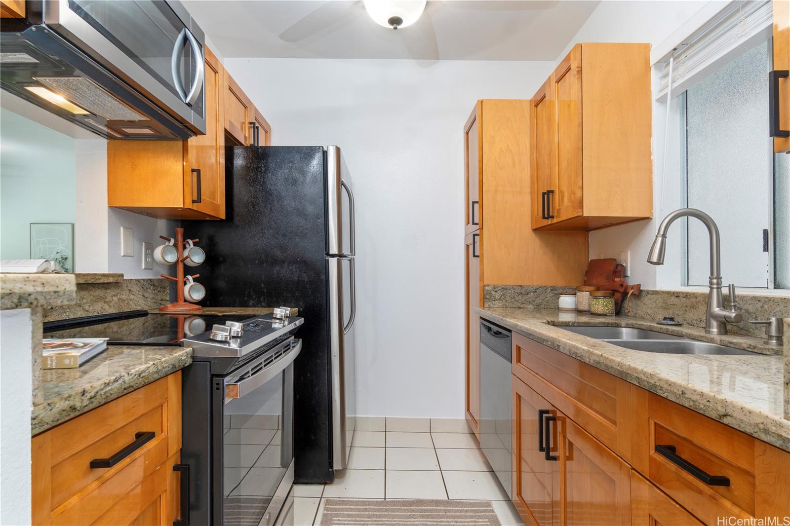 95-797 Wikao Street  Unit B105