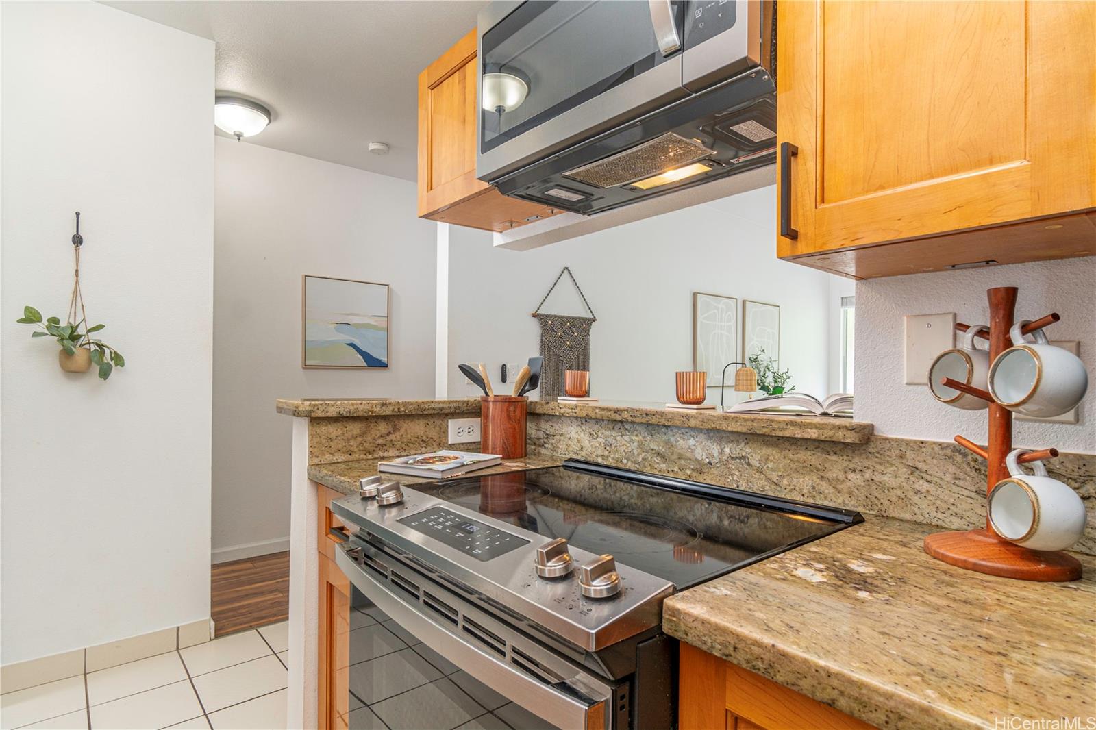 95-797 Wikao Street  Unit B105