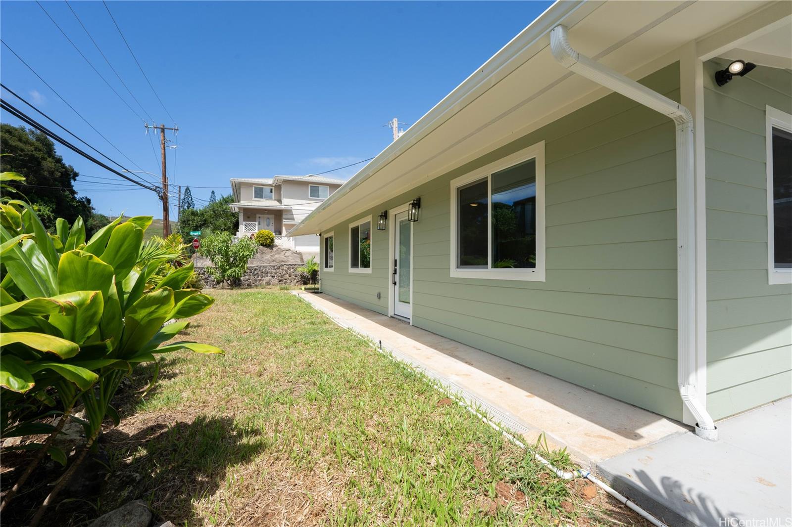 Photo 17 of 20