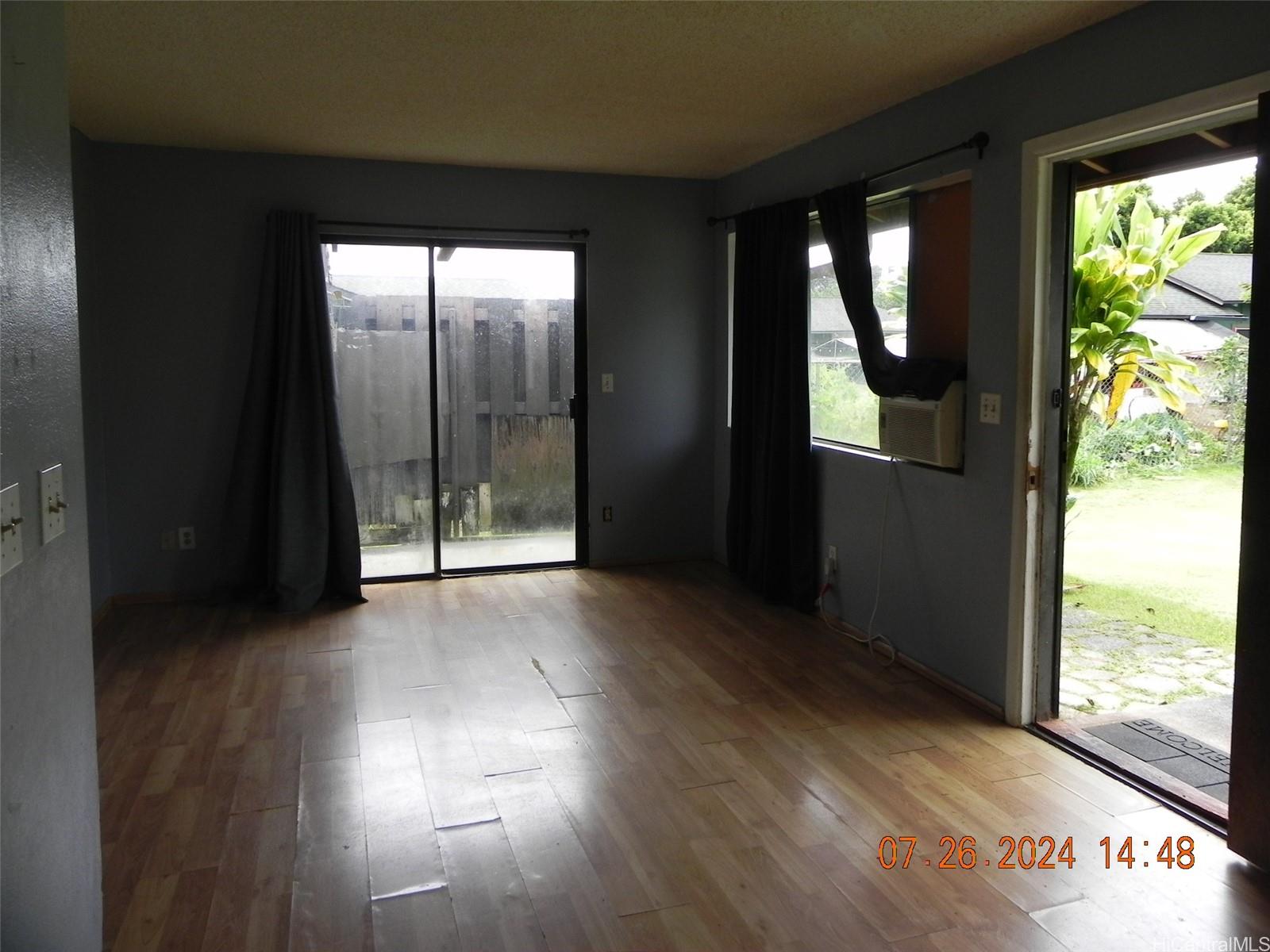 Photo 5 of 12