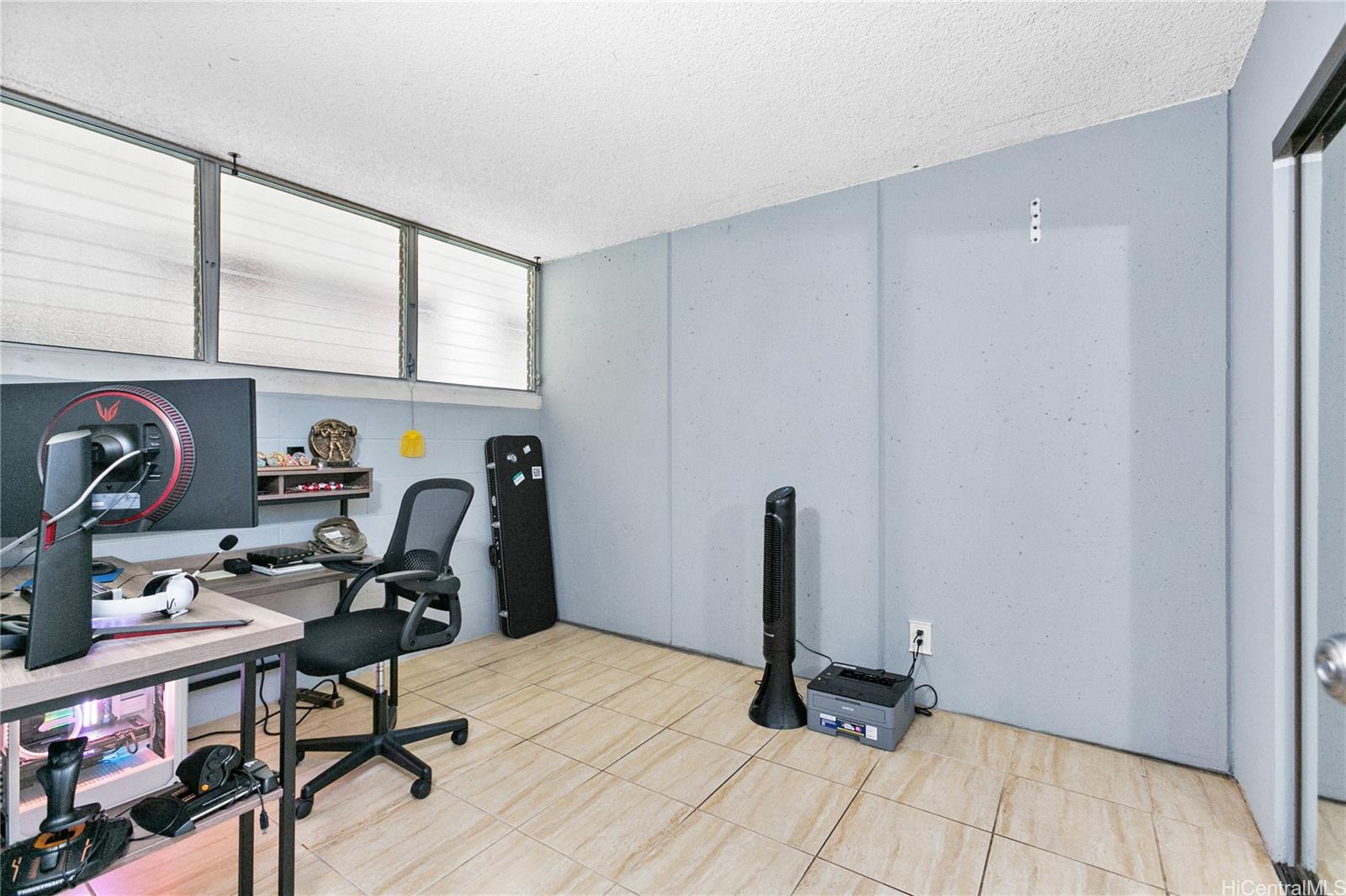 Photo 8 of 13