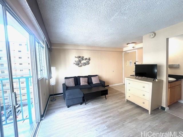 Photo 2 of 25