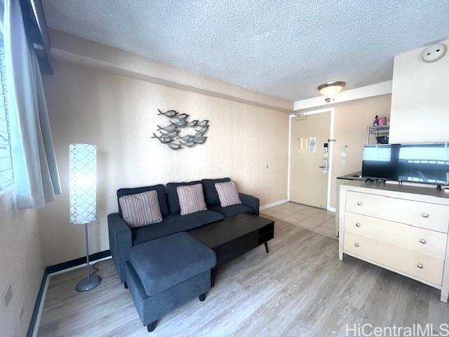 Photo 5 of 25