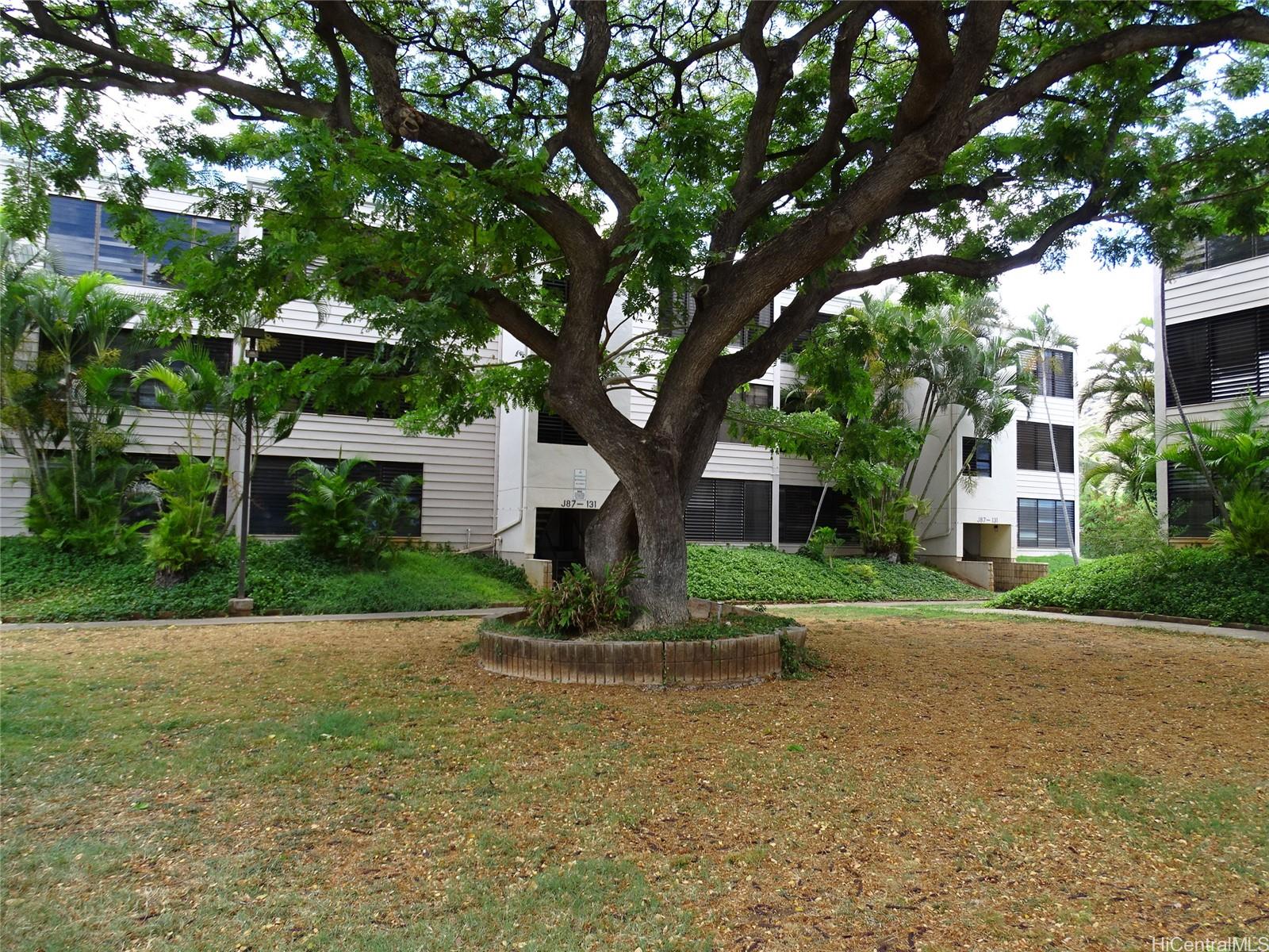 87-131 Helelua Street  Unit J206