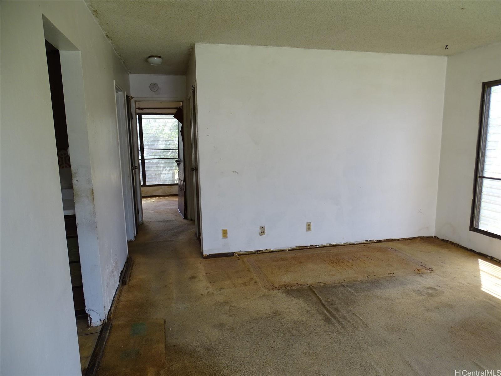 87-131 Helelua Street  Unit J206