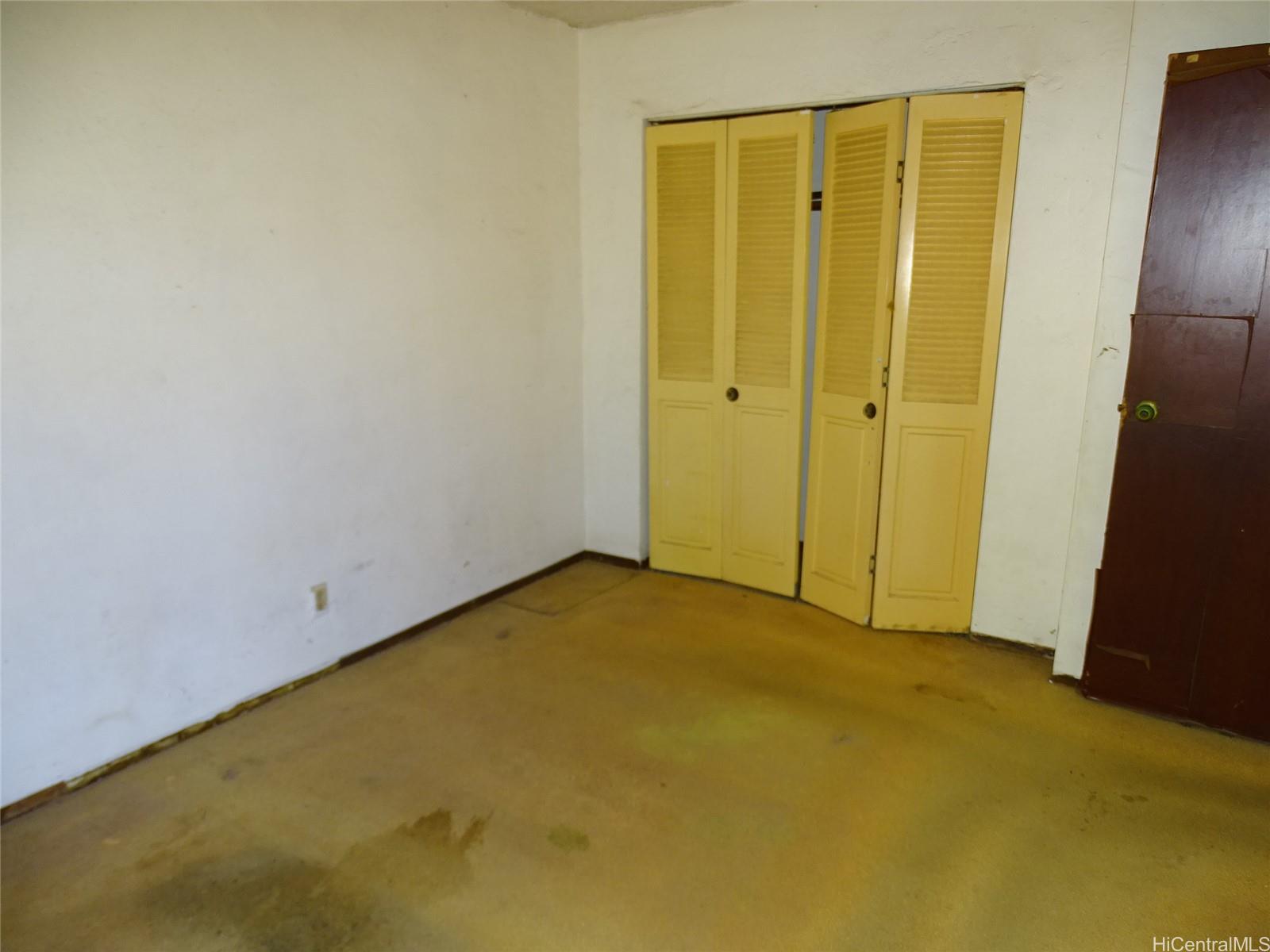 87-131 Helelua Street  Unit J206