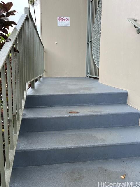 Photo 14 of 18