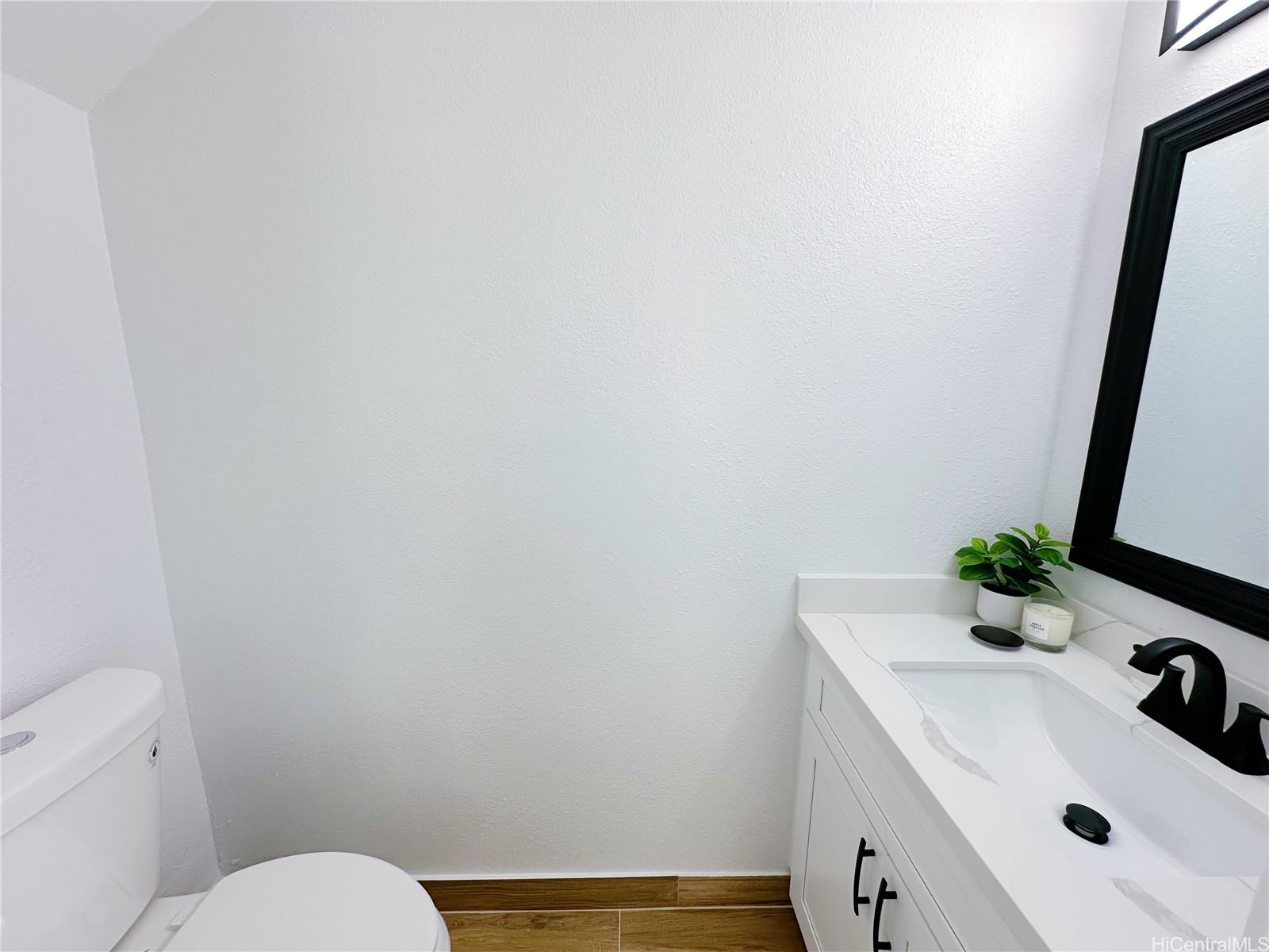 Photo 8 of 23