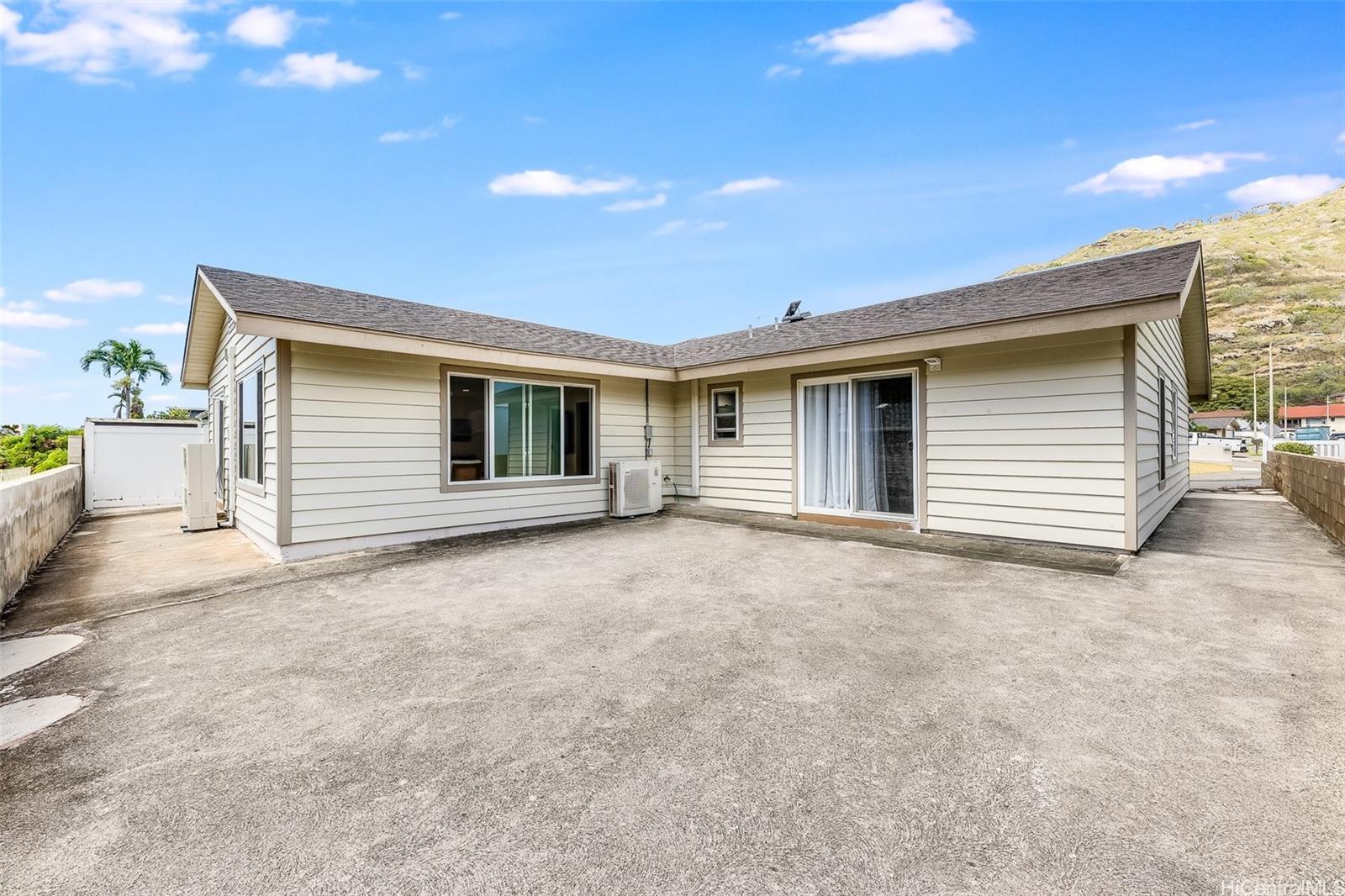 685 Kealahou Street