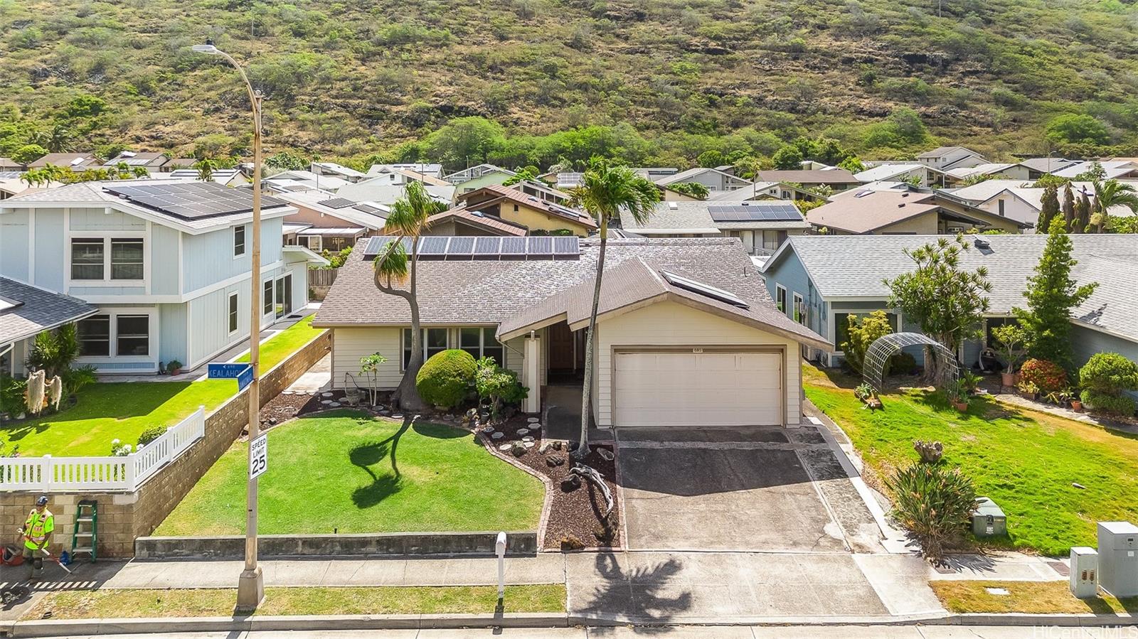 685 Kealahou Street