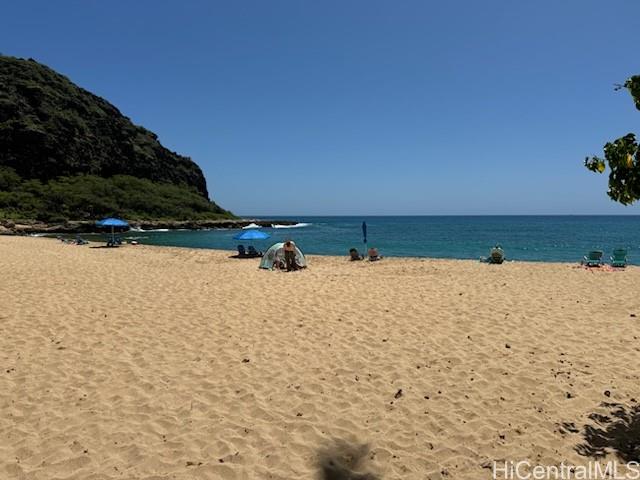 Photo 3 of 5