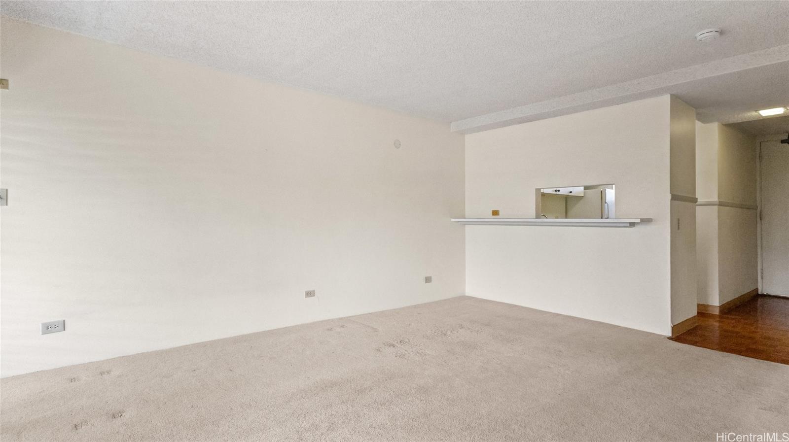 Photo 3 of 22