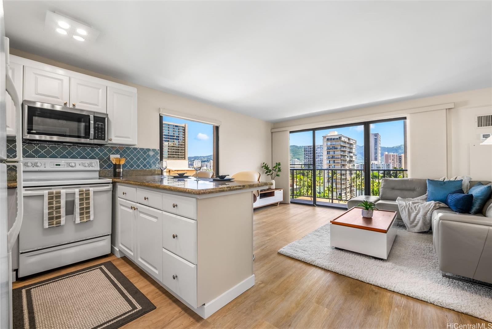 2140 Kuhio Avenue 809