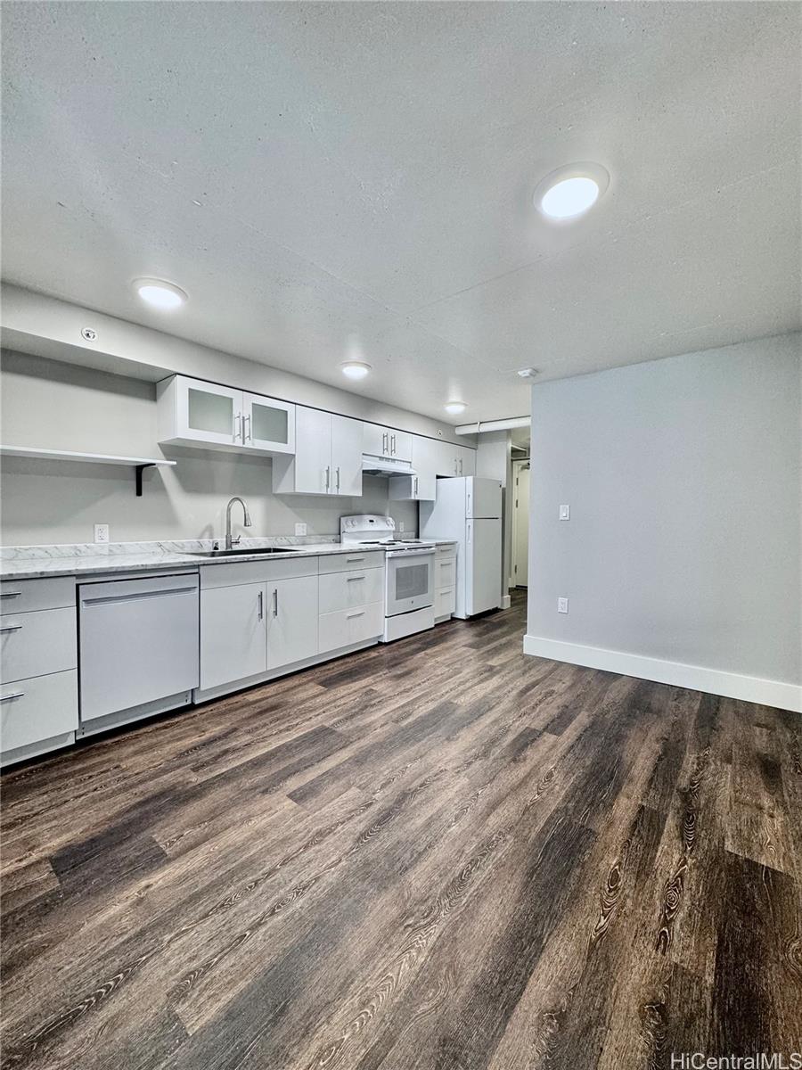 803 Waimanu Street 222
