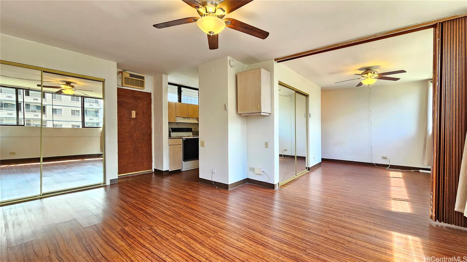 1134 Kinau Street 505
