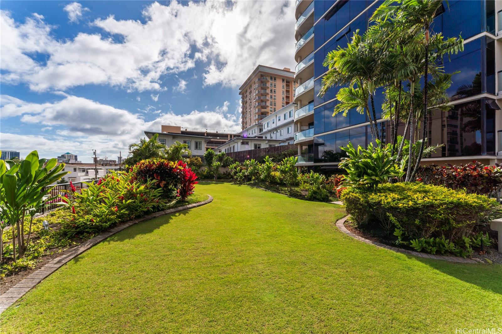 1015 Wilder Avenue  Unit 903