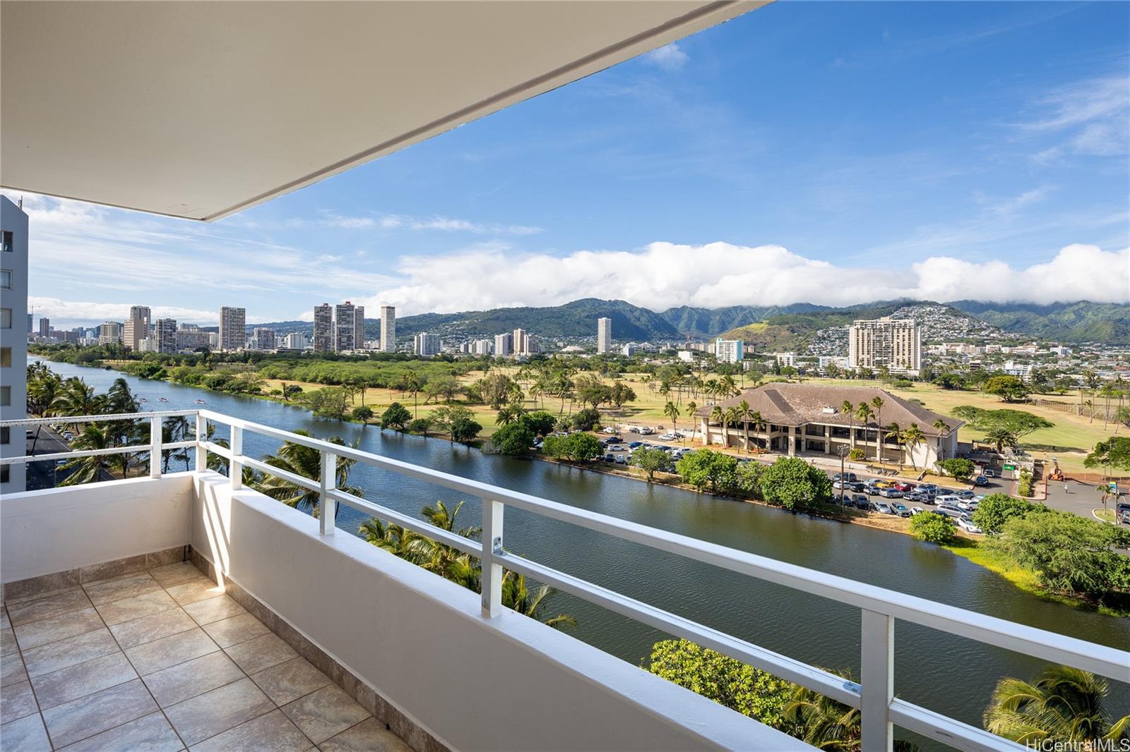 2533 Ala Wai Boulevard 1004
