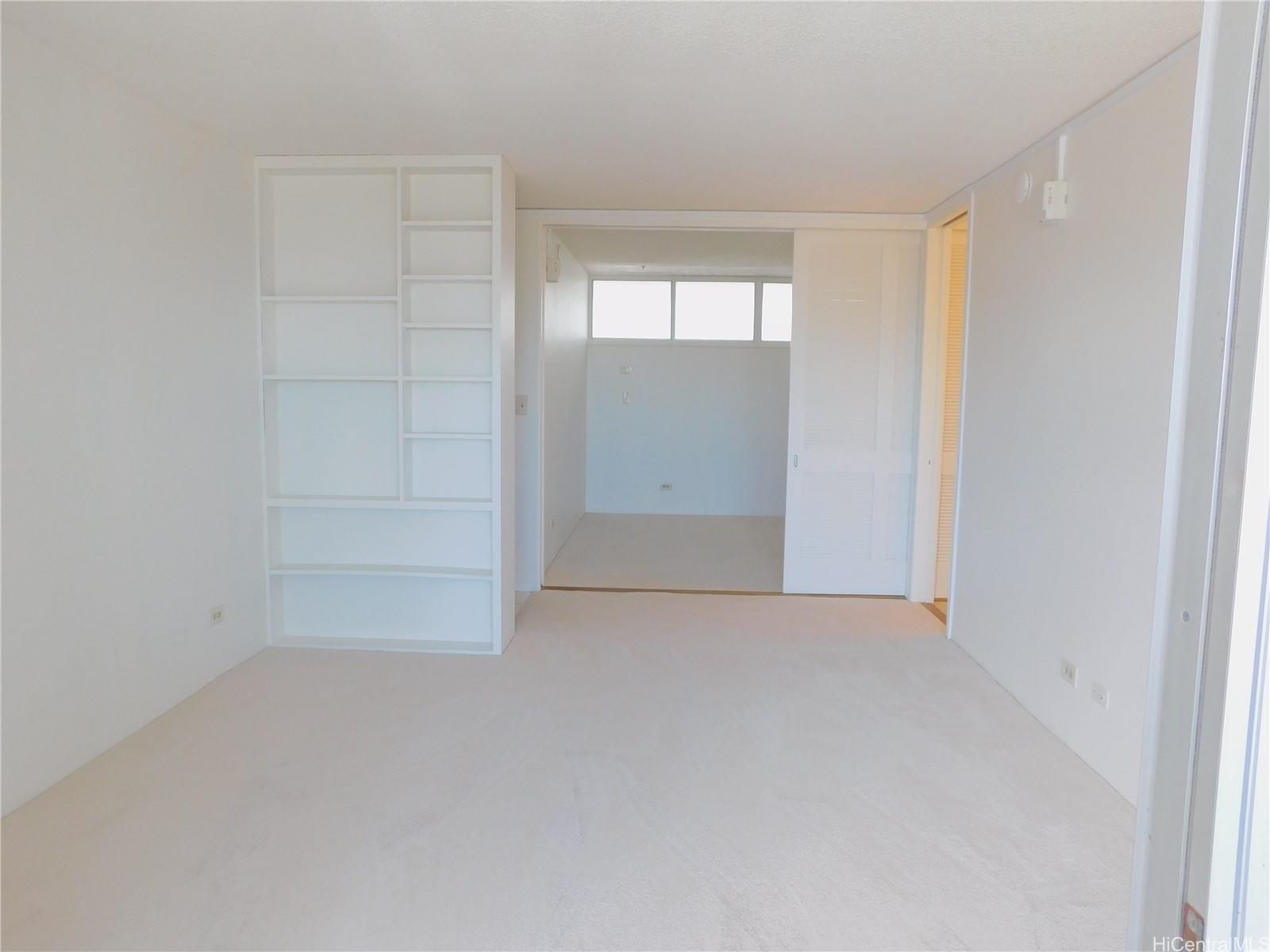 Photo 5 of 25