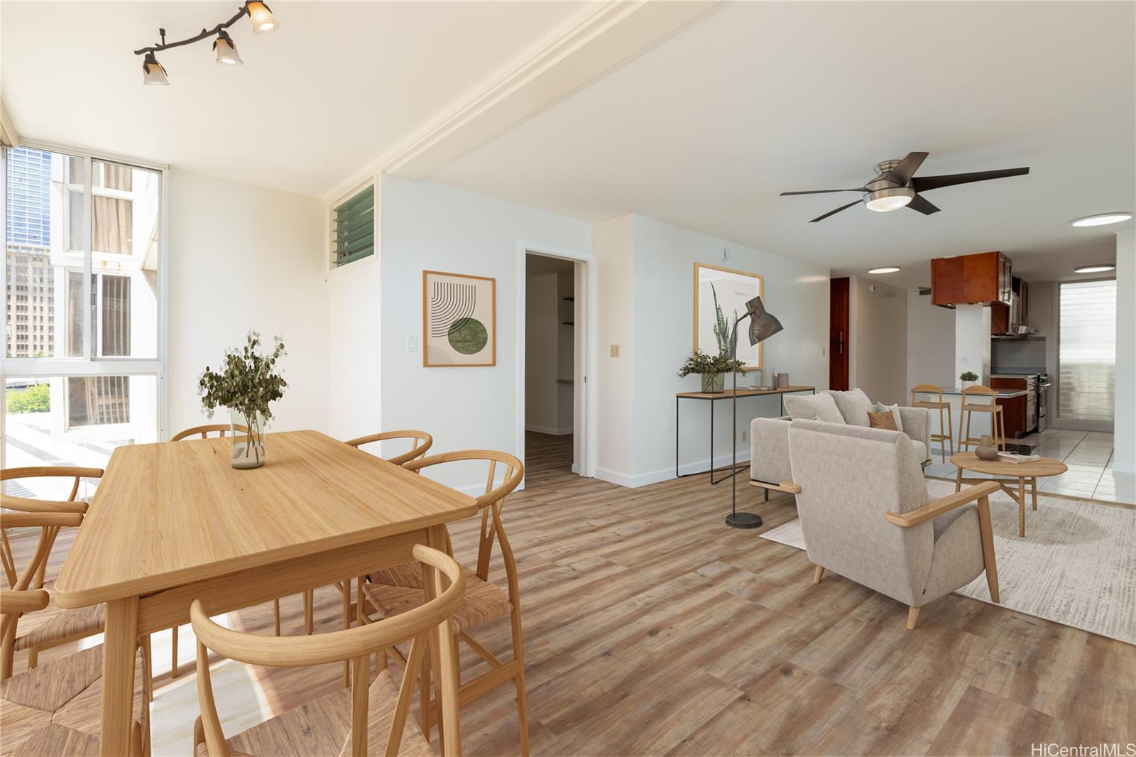 1624 Kanunu Street 704