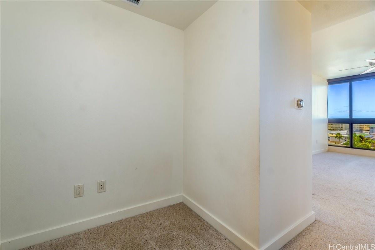 Photo 8 of 22