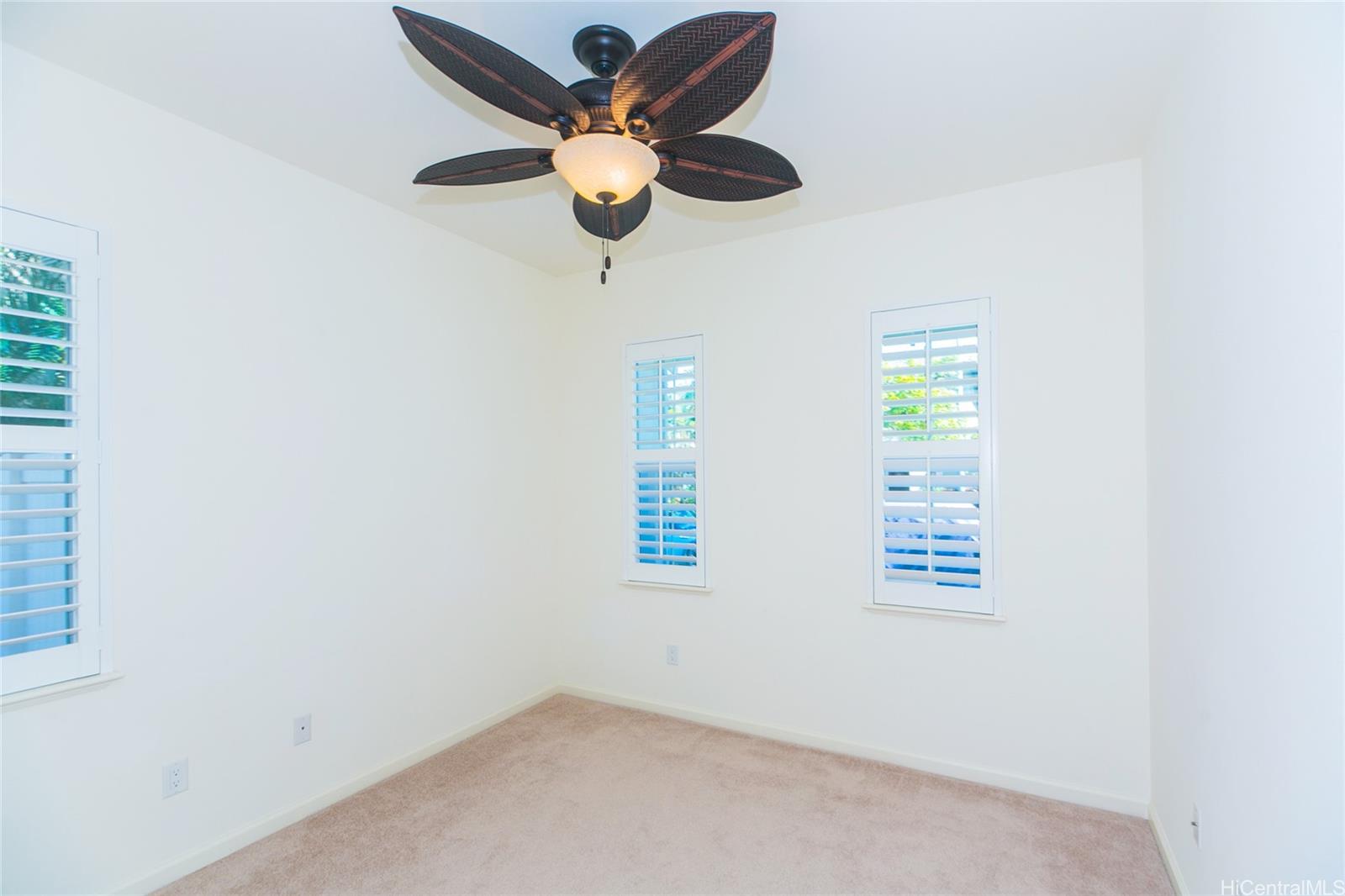 Photo 11 of 25
