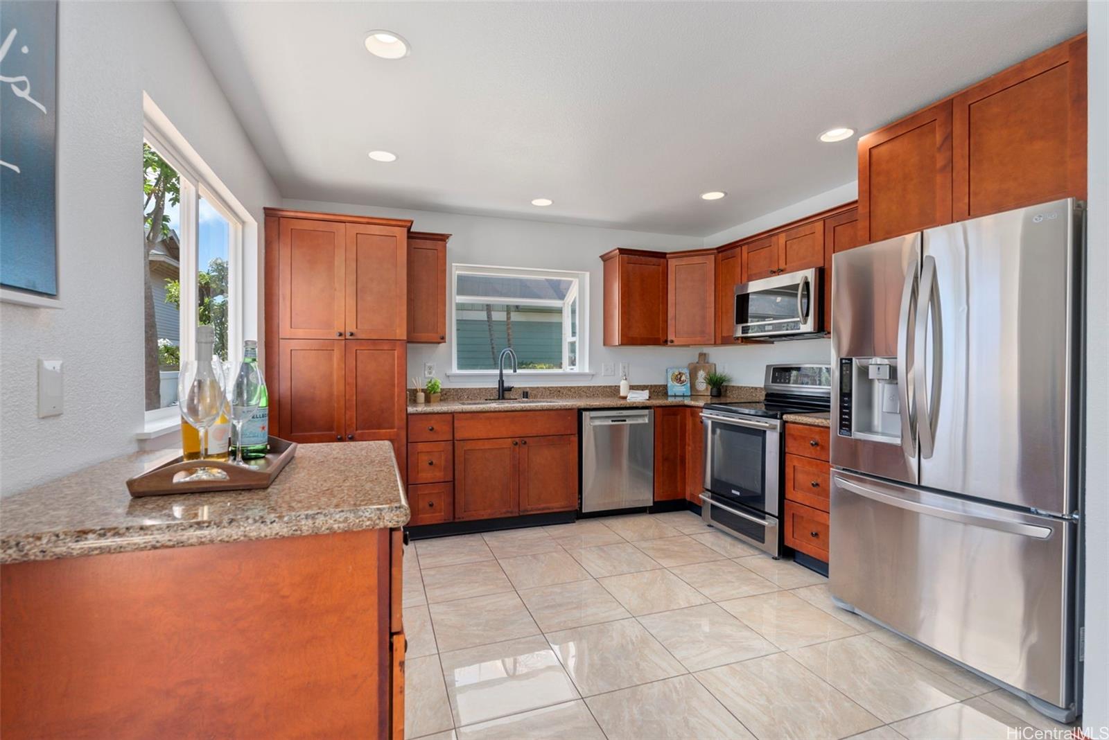 92-7049 Elele Street  Unit 83