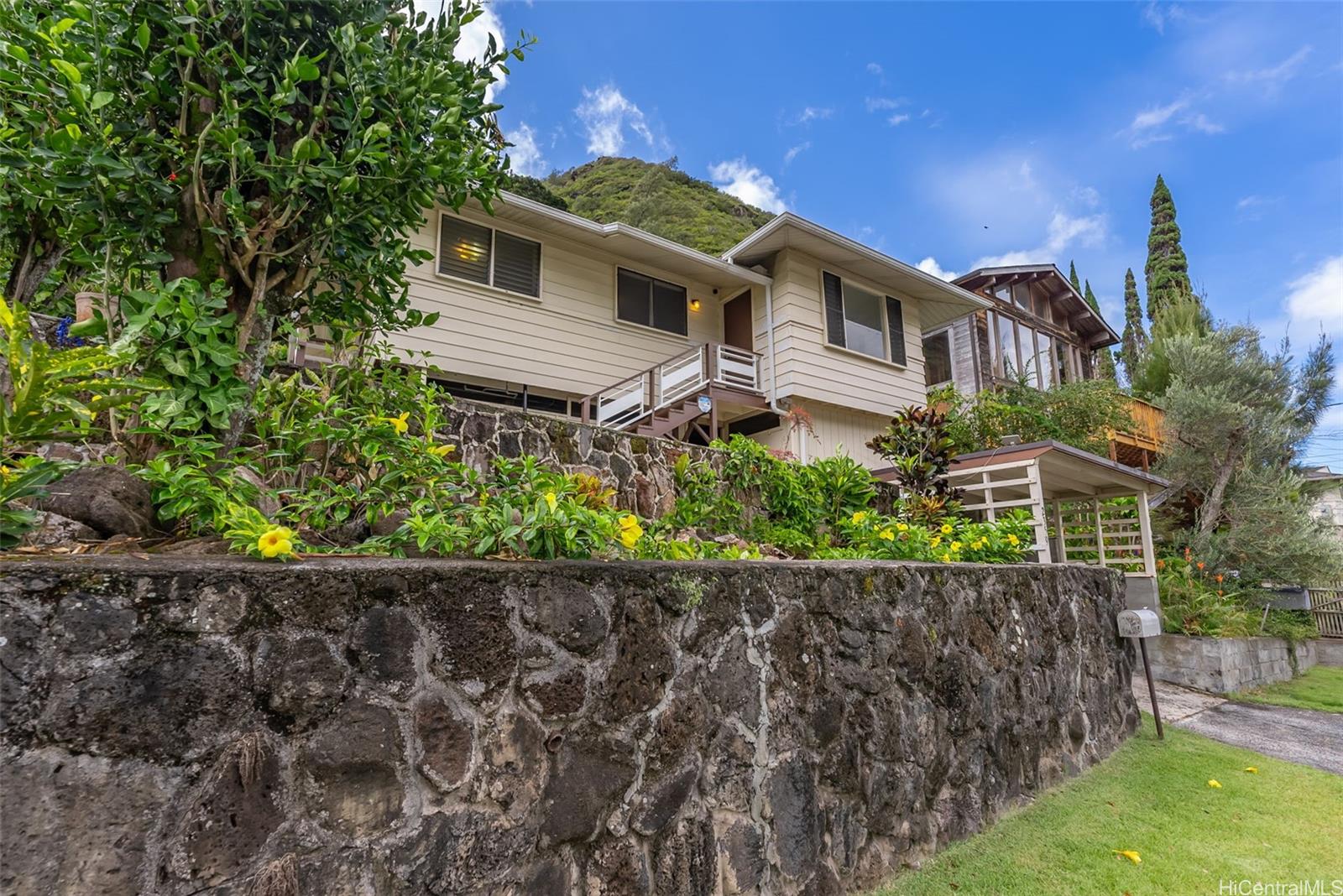 2359 Kuahea Street