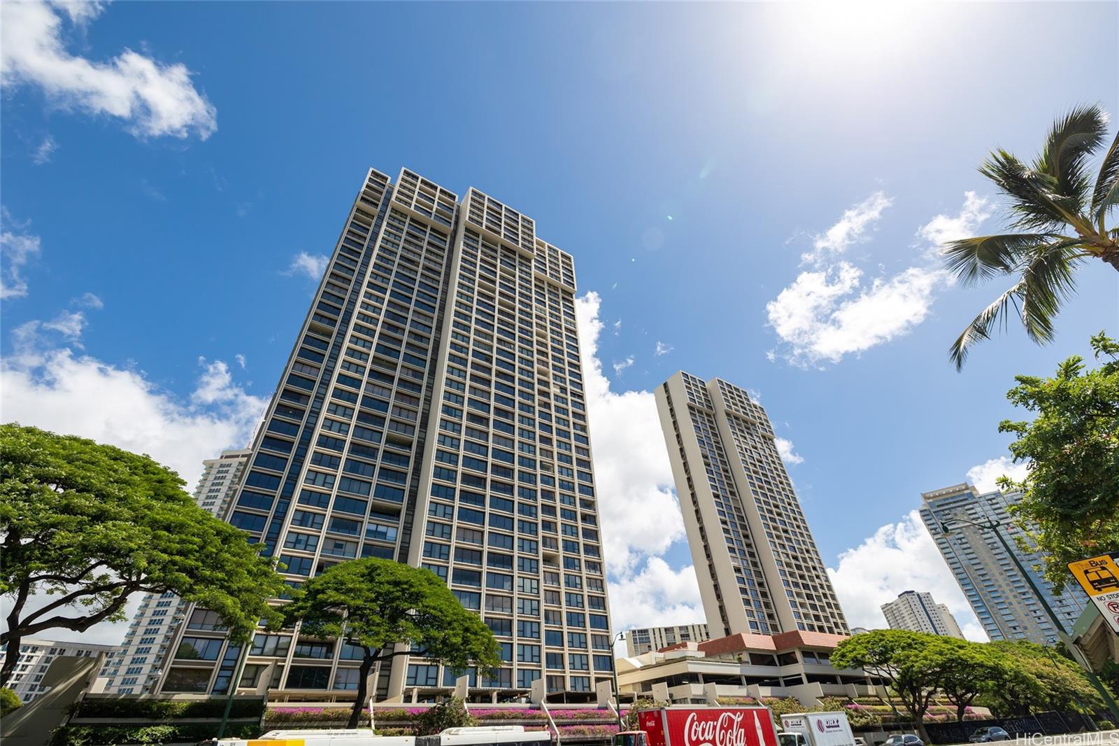 1600 Ala Moana Boulevard 1610