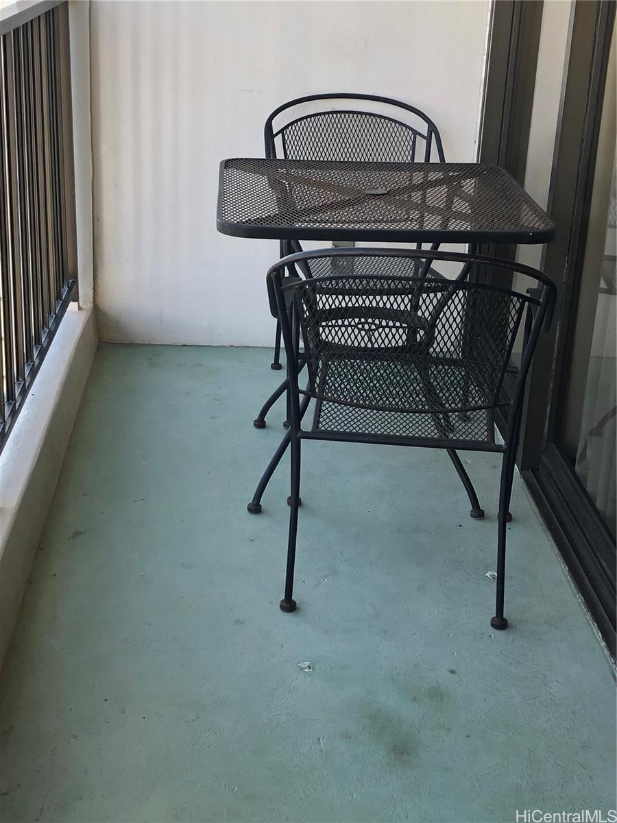 Photo 18 of 18