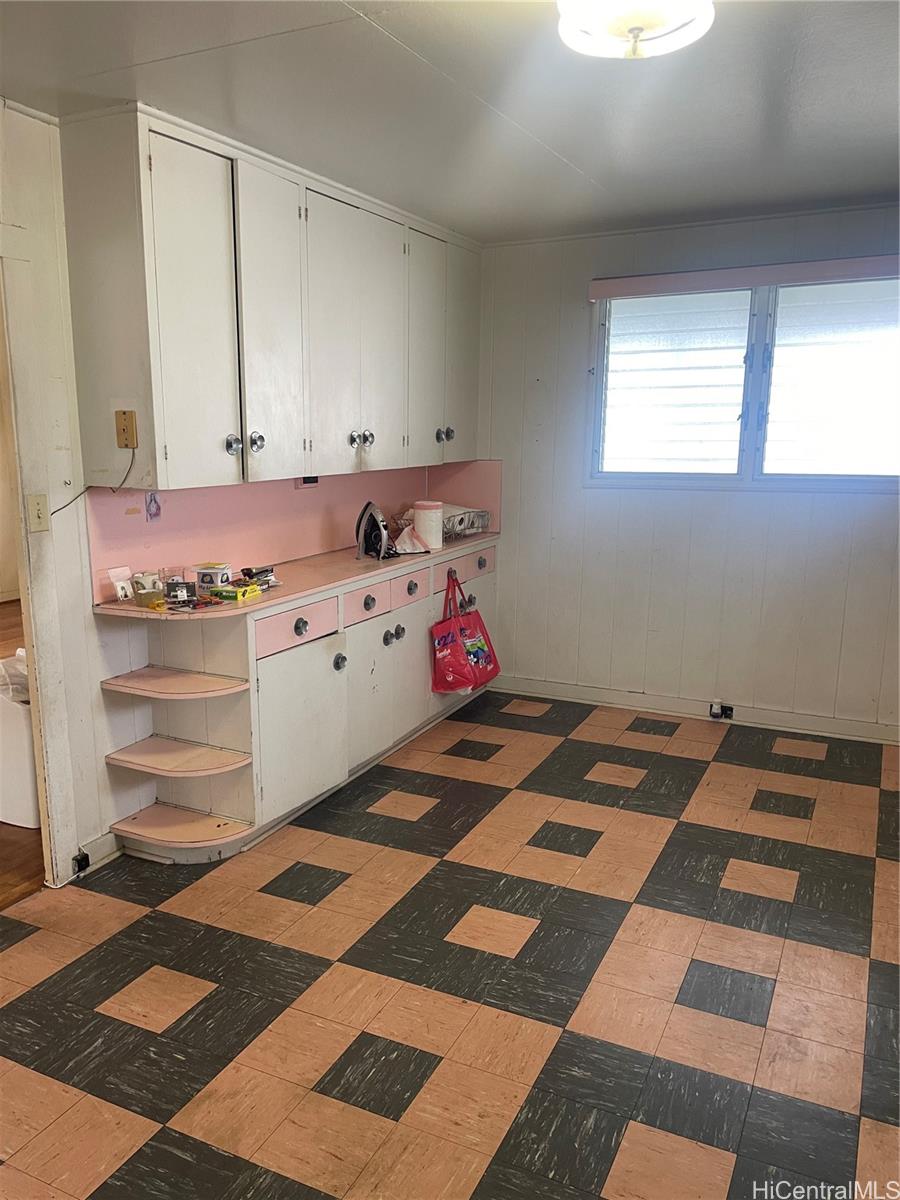 Photo 15 of 21