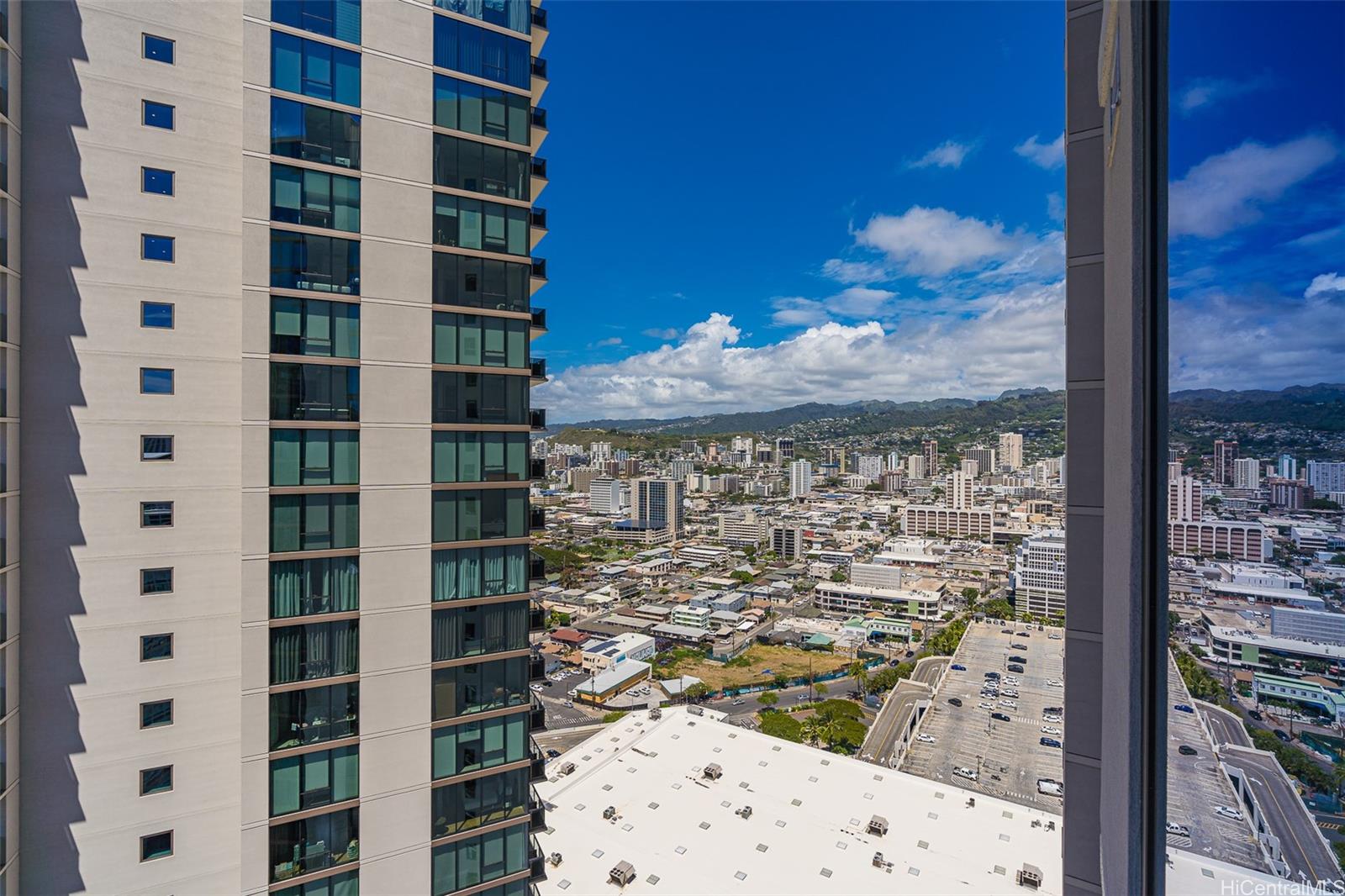 1390 Kapiolani Boulevard  Unit 3008