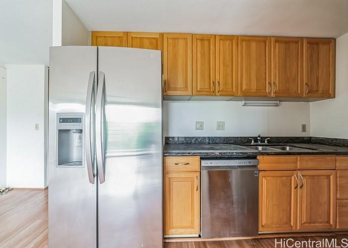 Photo 6 of 17