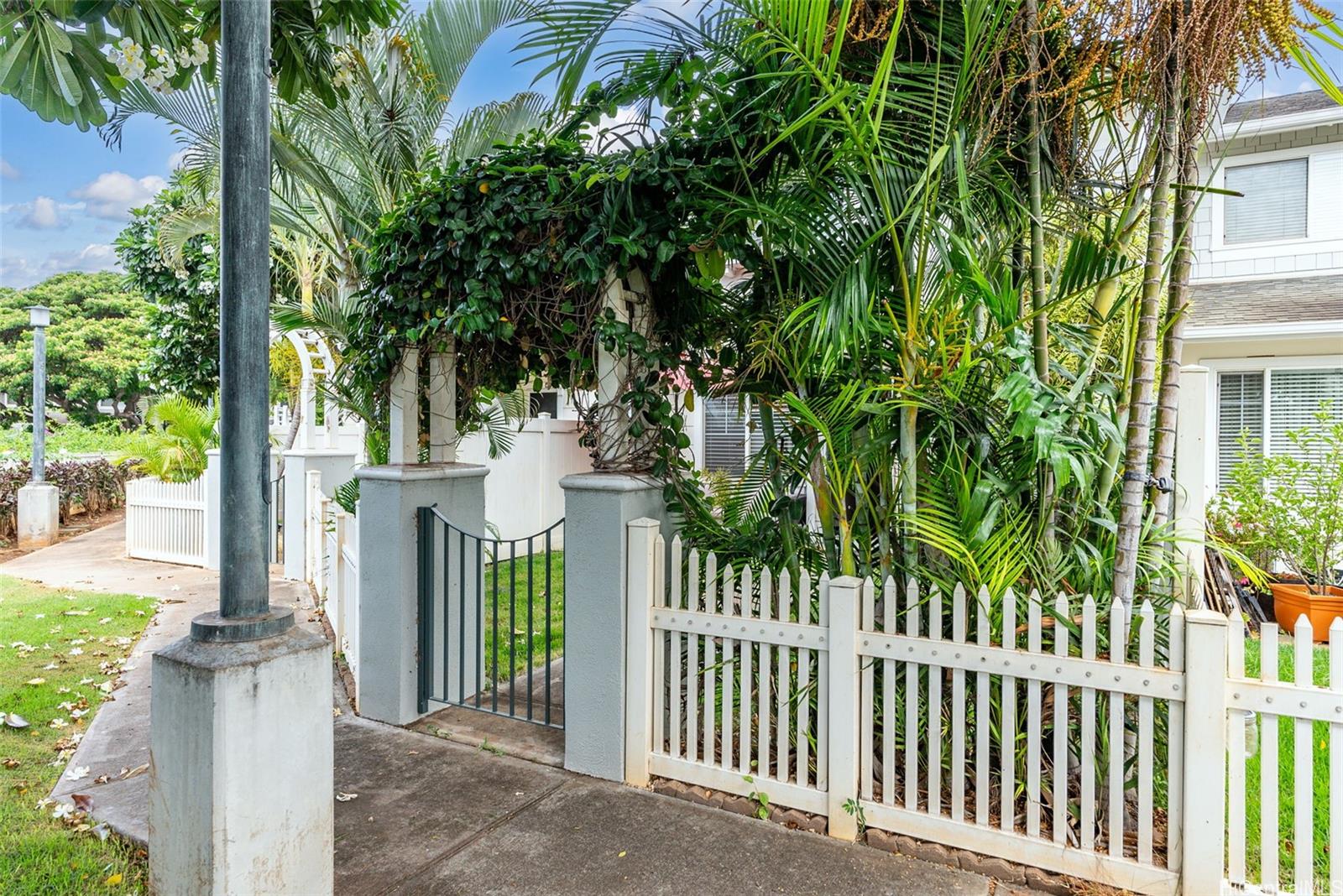 91-1031 Kaimalie Street  Unit 4G2