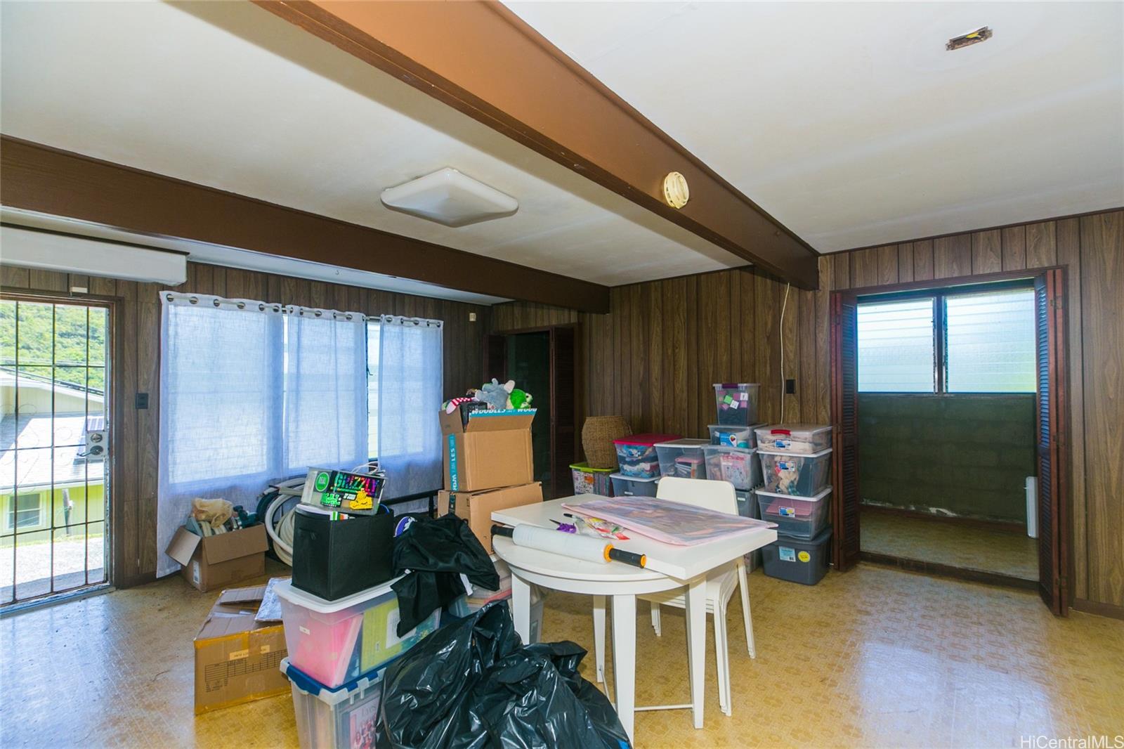 Photo 19 of 25