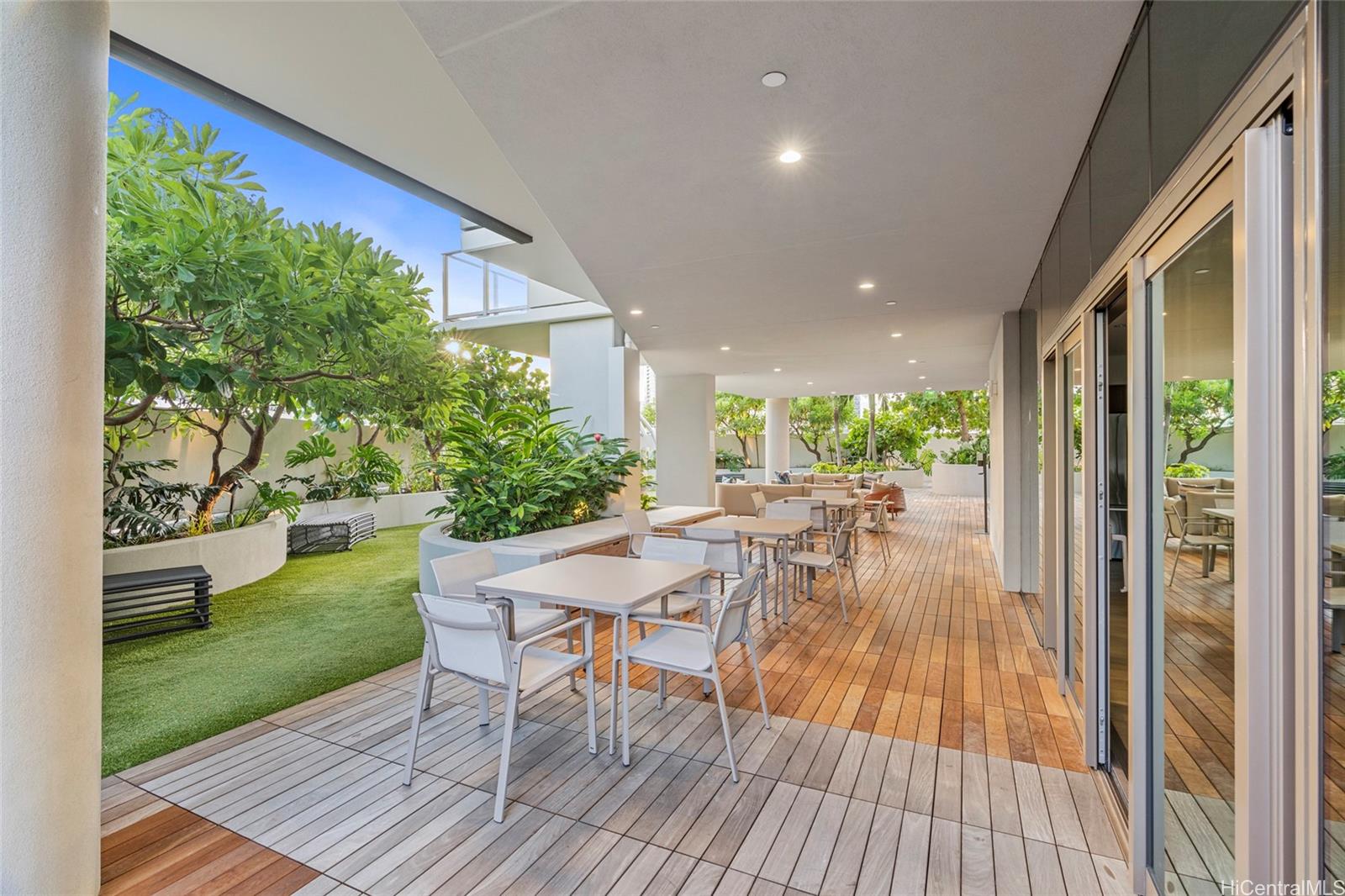 1388 Kapiolani Boulevard  Unit 3309