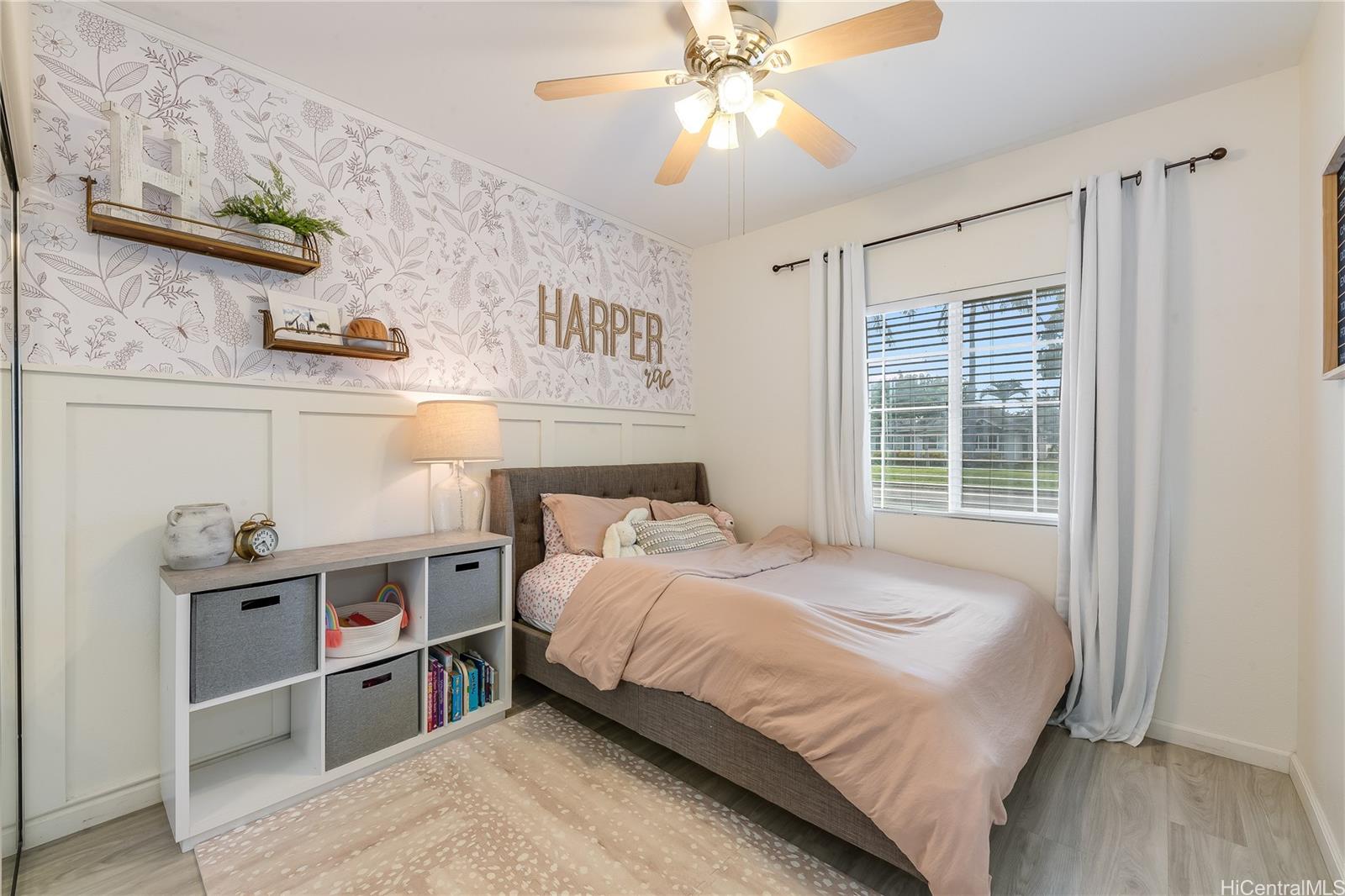 Photo 15 of 25
