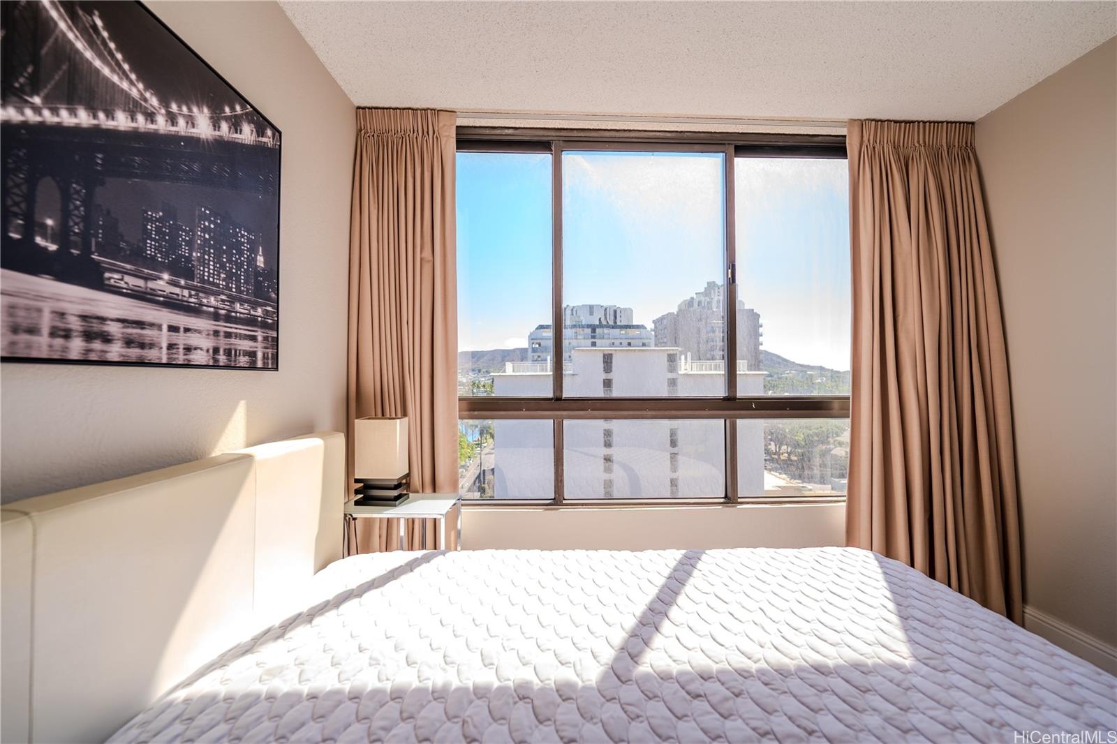 320 Liliuokalani Avenue  Unit 1103