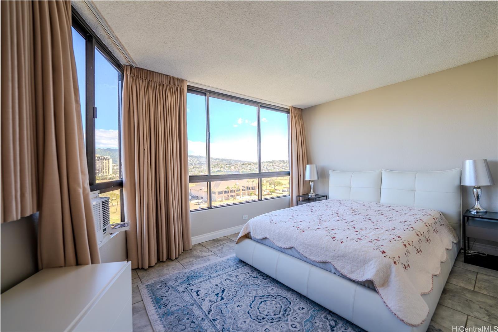 320 Liliuokalani Avenue  Unit 1103