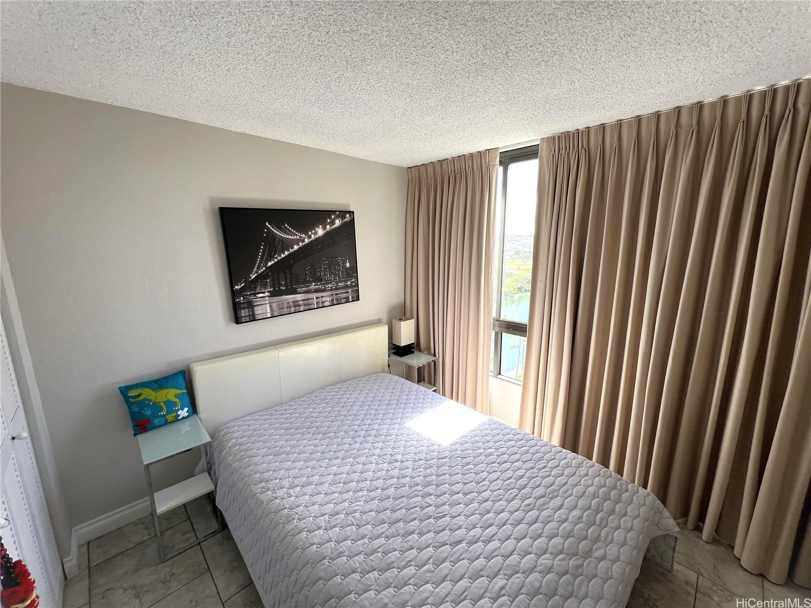 320 Liliuokalani Avenue  Unit 1103
