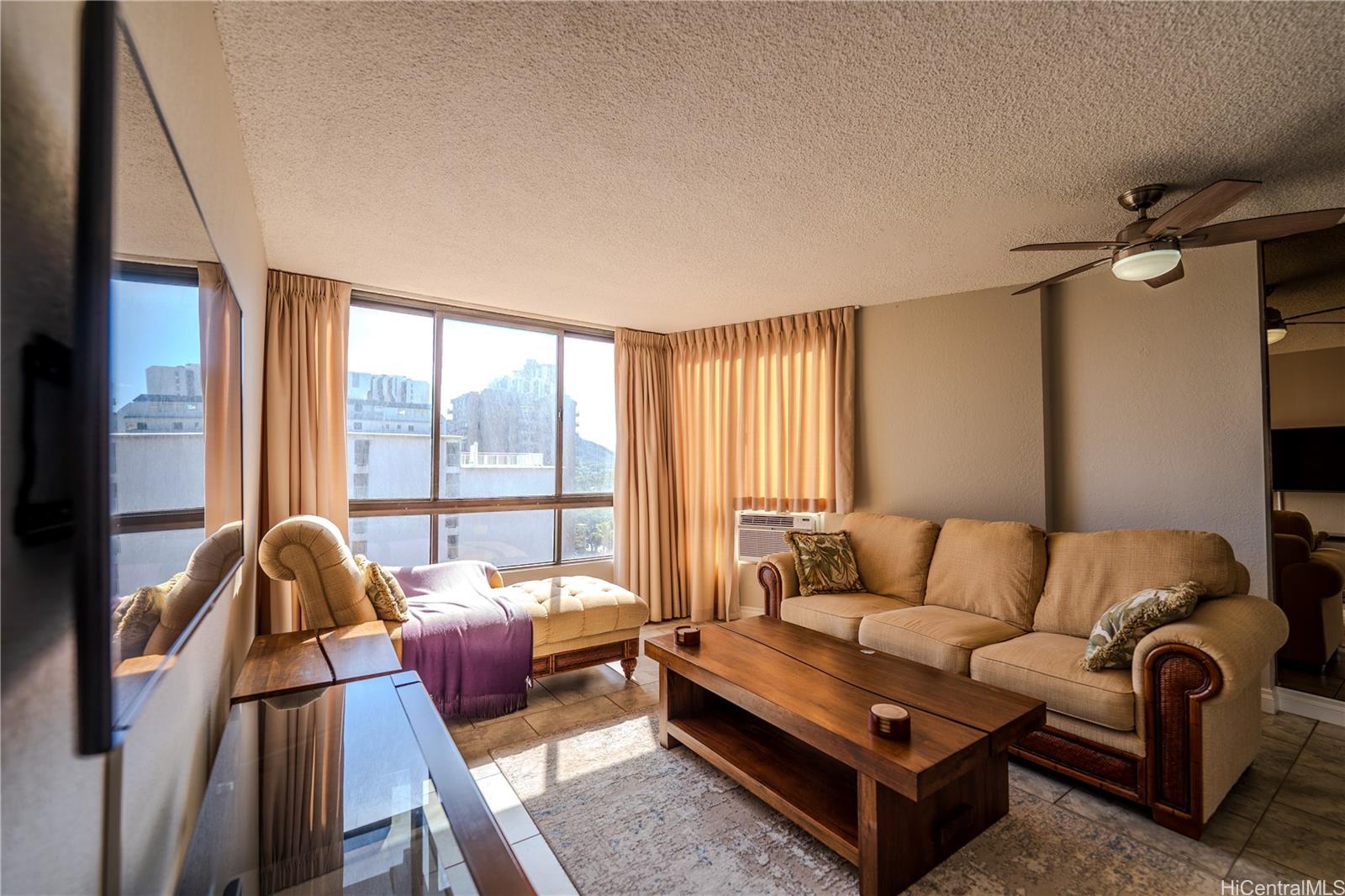320 Liliuokalani Avenue  Unit 1103