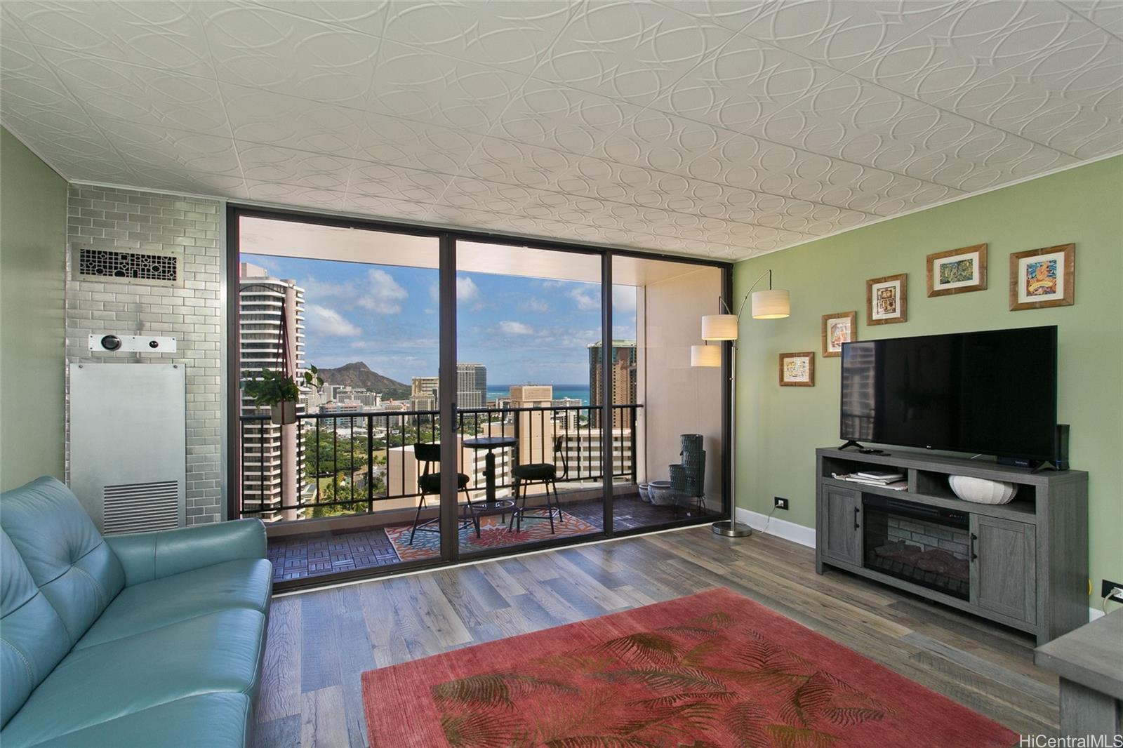 411 Hobron Lane 3109