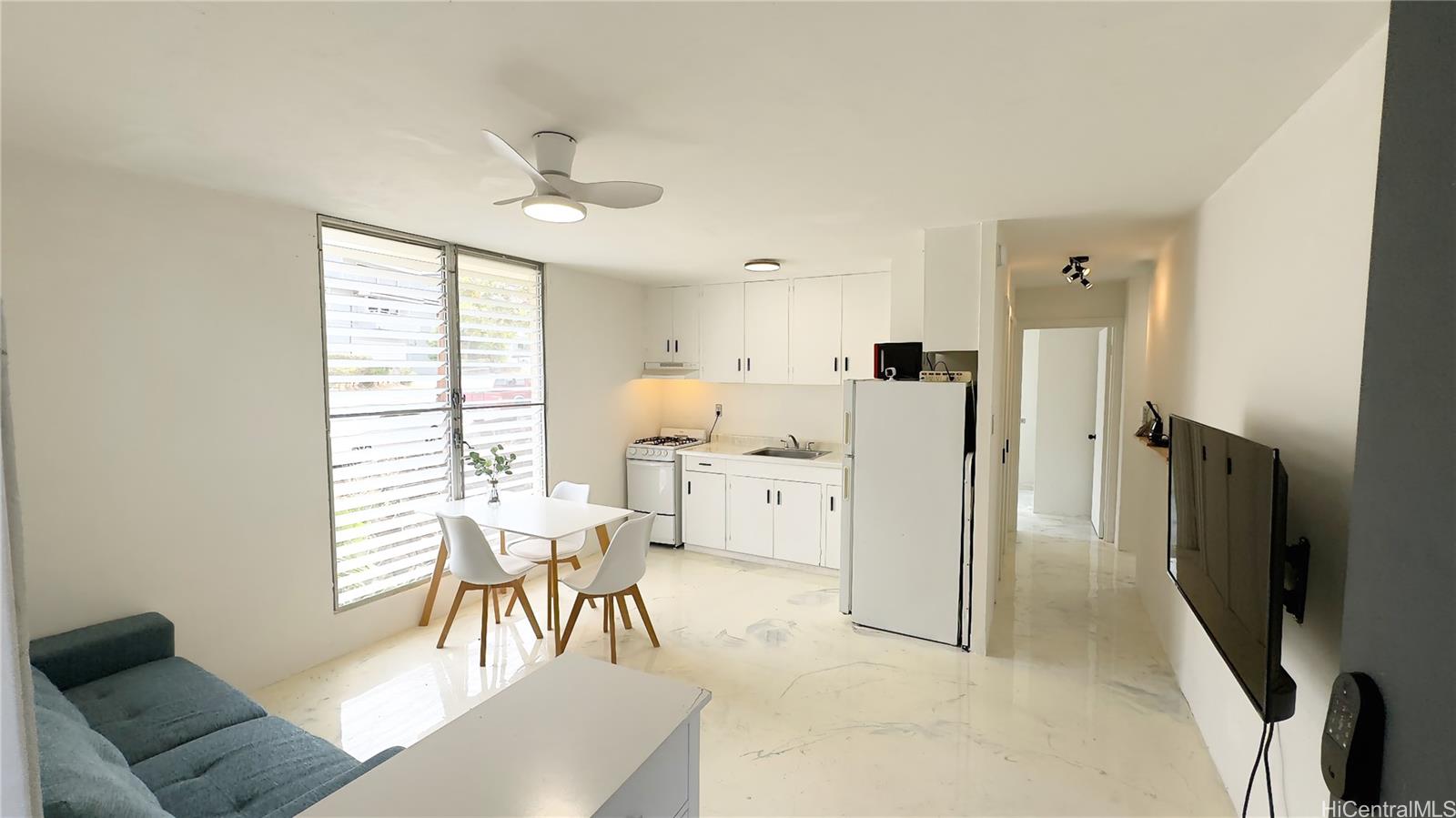 409 Iolani Avenue 401