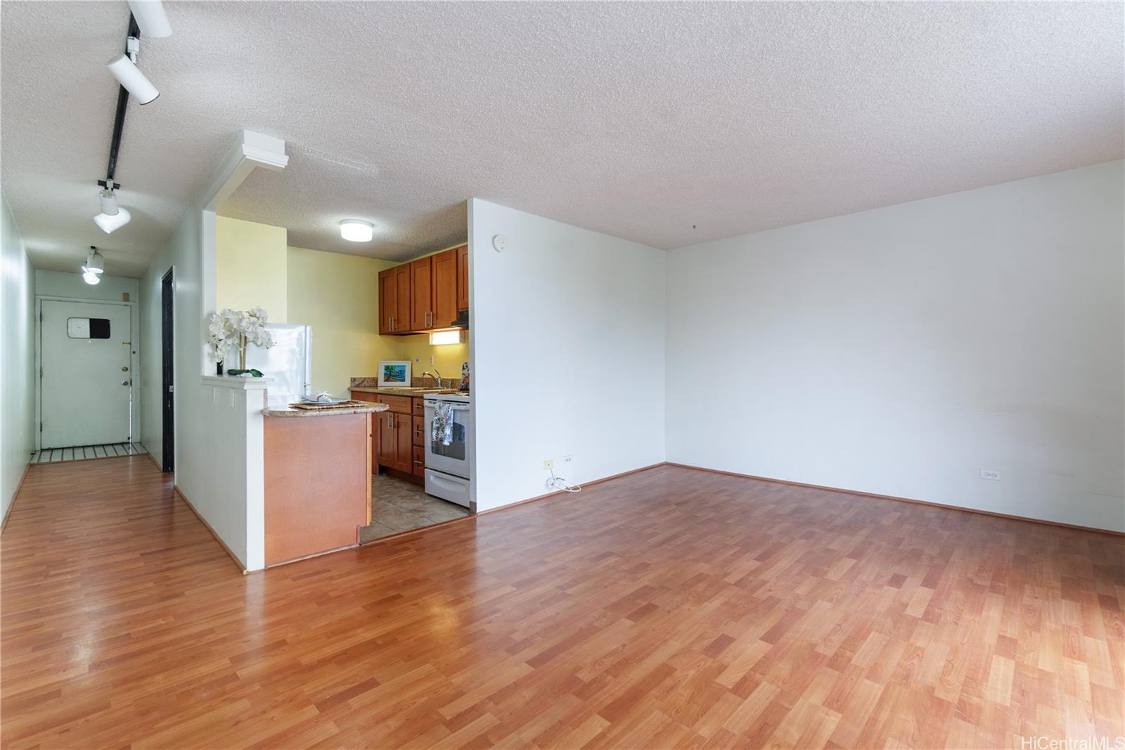 1941 Church Lane  Unit 206