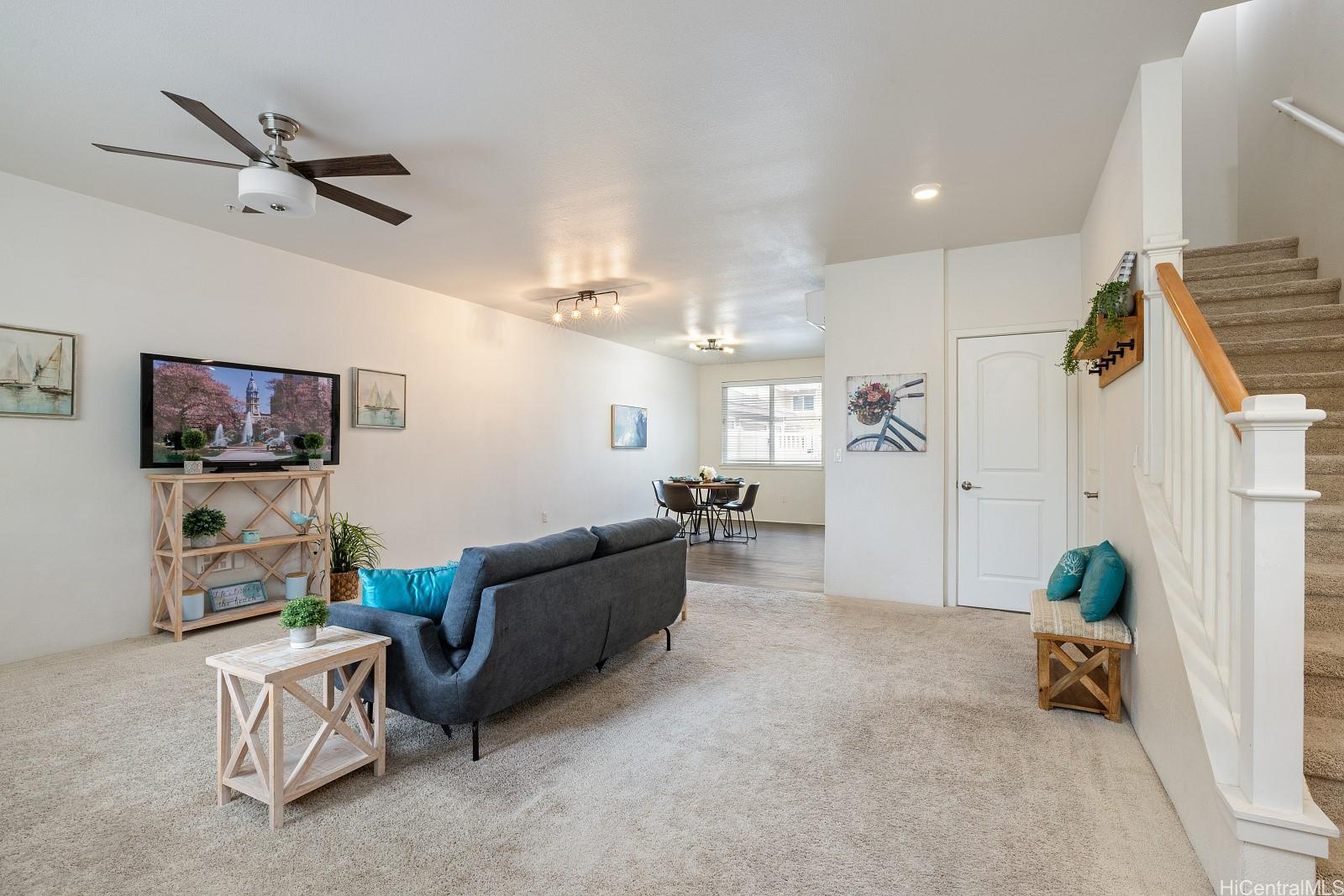 724 Kakala Street 1502