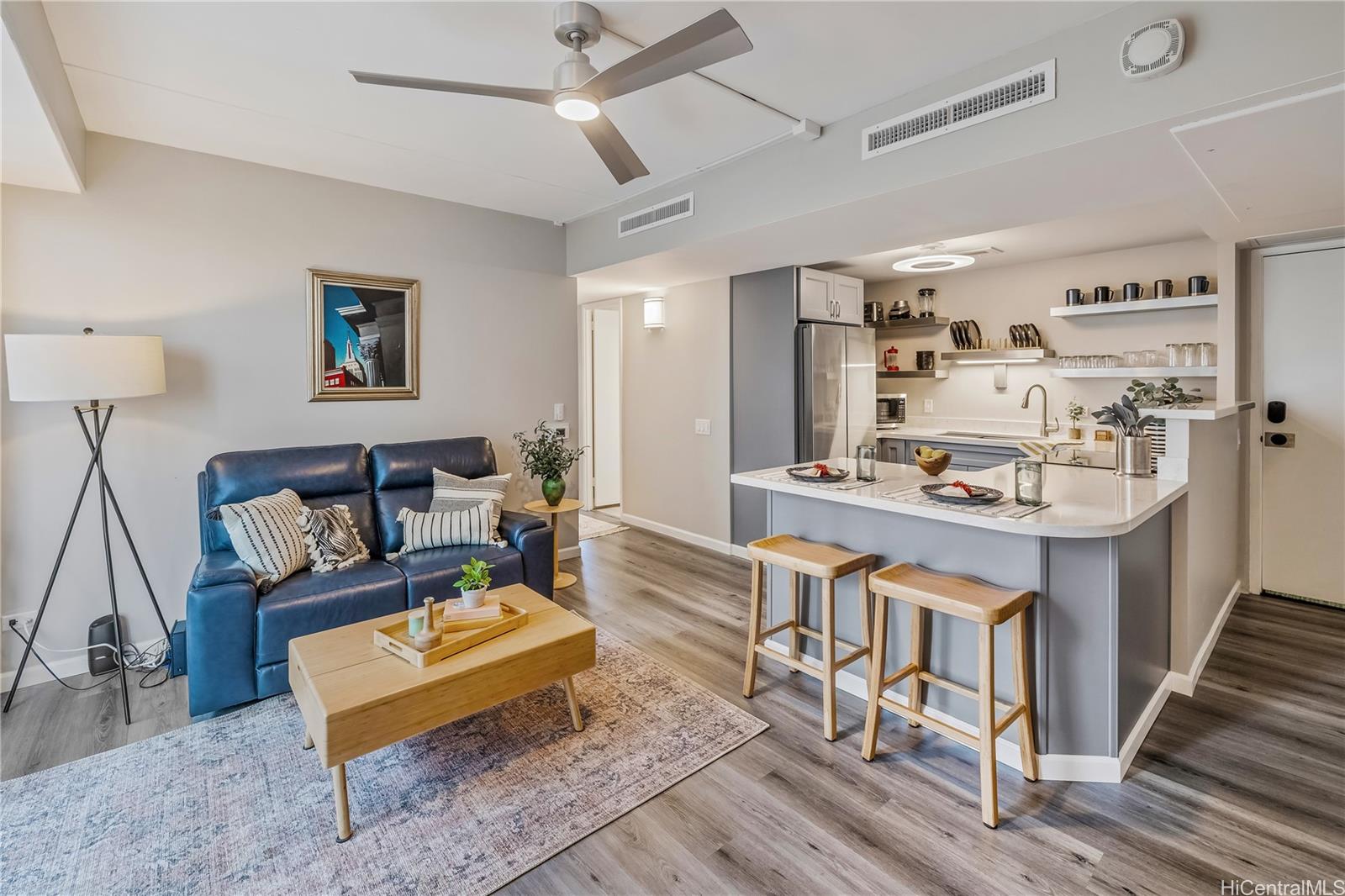 225 Queen Street  Unit 9G